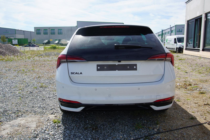 Skoda Scala 1.0TSI DSG Monte Carlo Navi/MirLi Matrix — photo 7