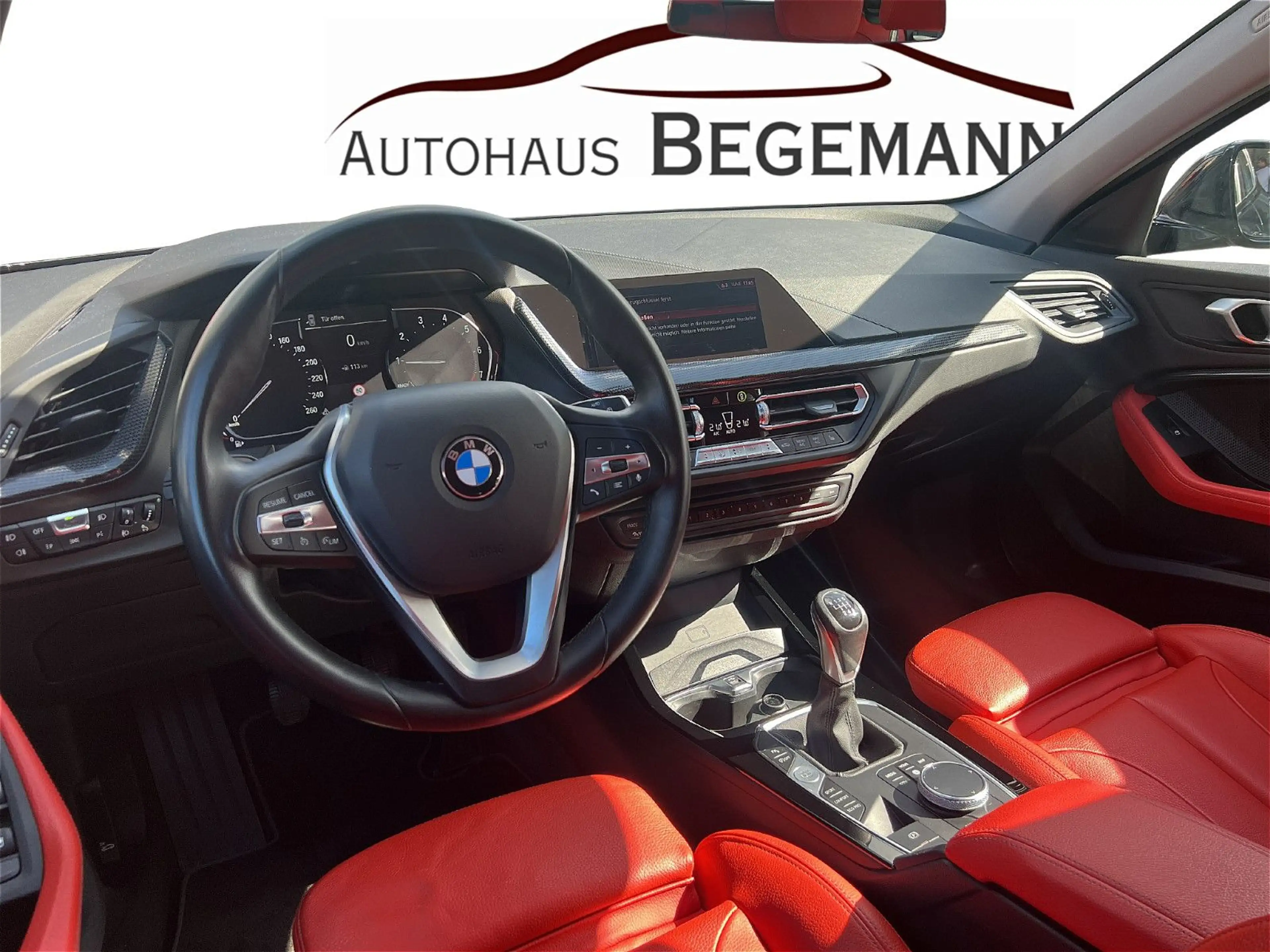 BMW 118 i Sport Line — photo 9