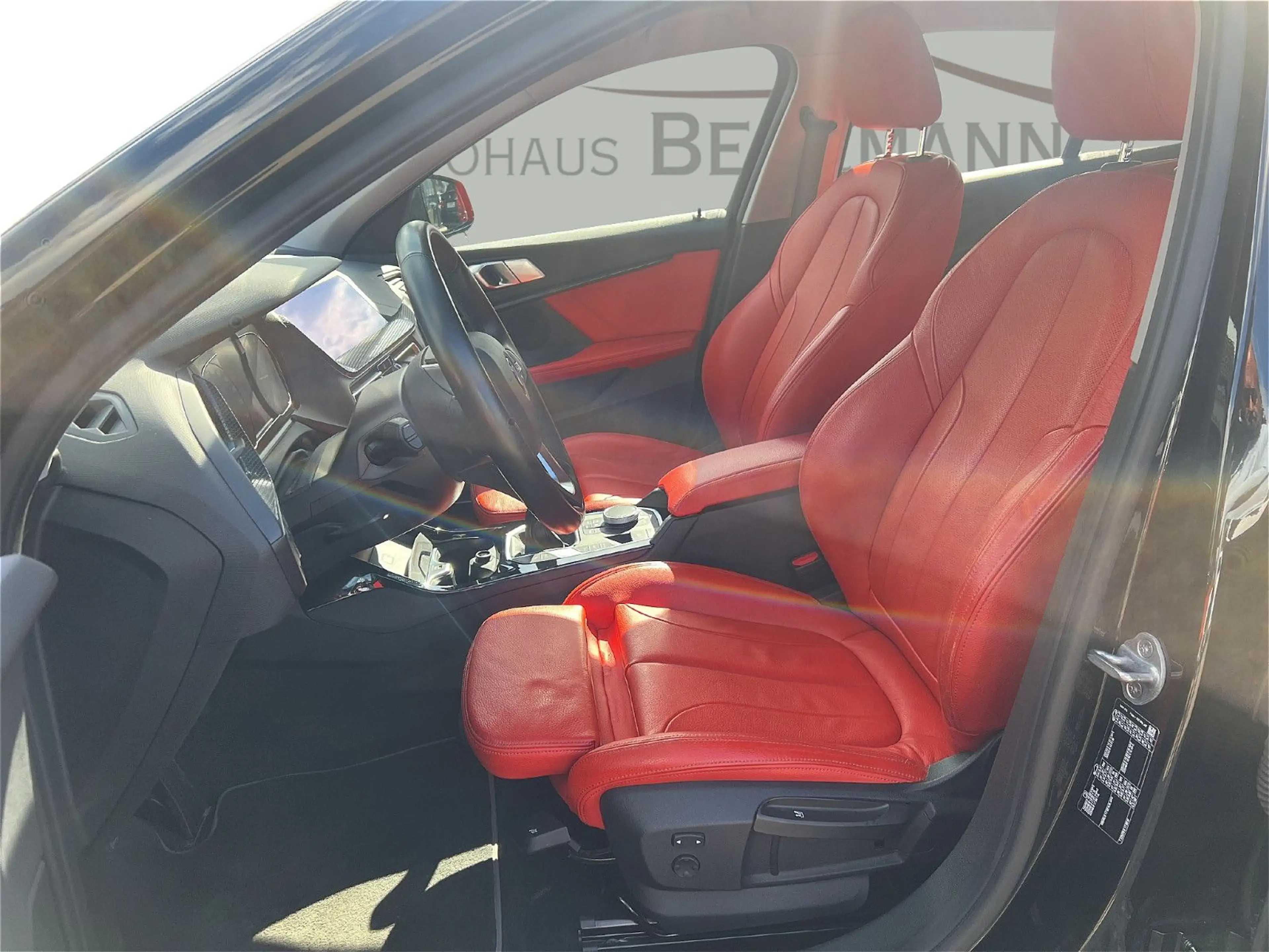 BMW 118 i Sport Line — photo 11