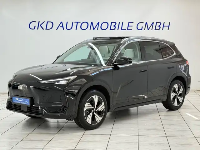 Geely E5 main image