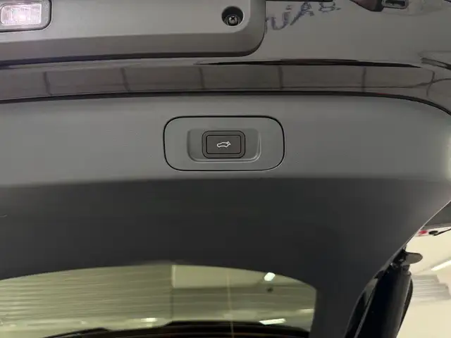 Geely E5 view 11