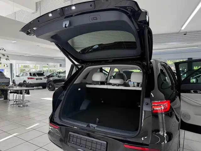 Geely E5 view 10