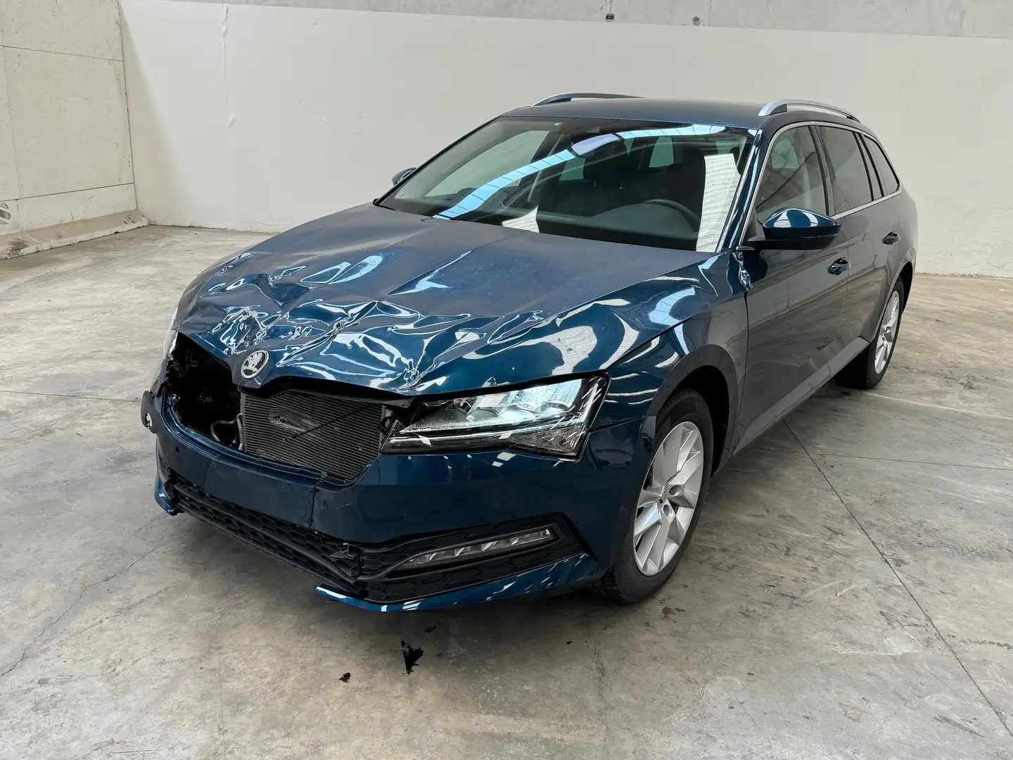 Skoda Superb Combi 2.0 TDI DSG Executive *MARCIANTE*13000 KM* Azul - 1