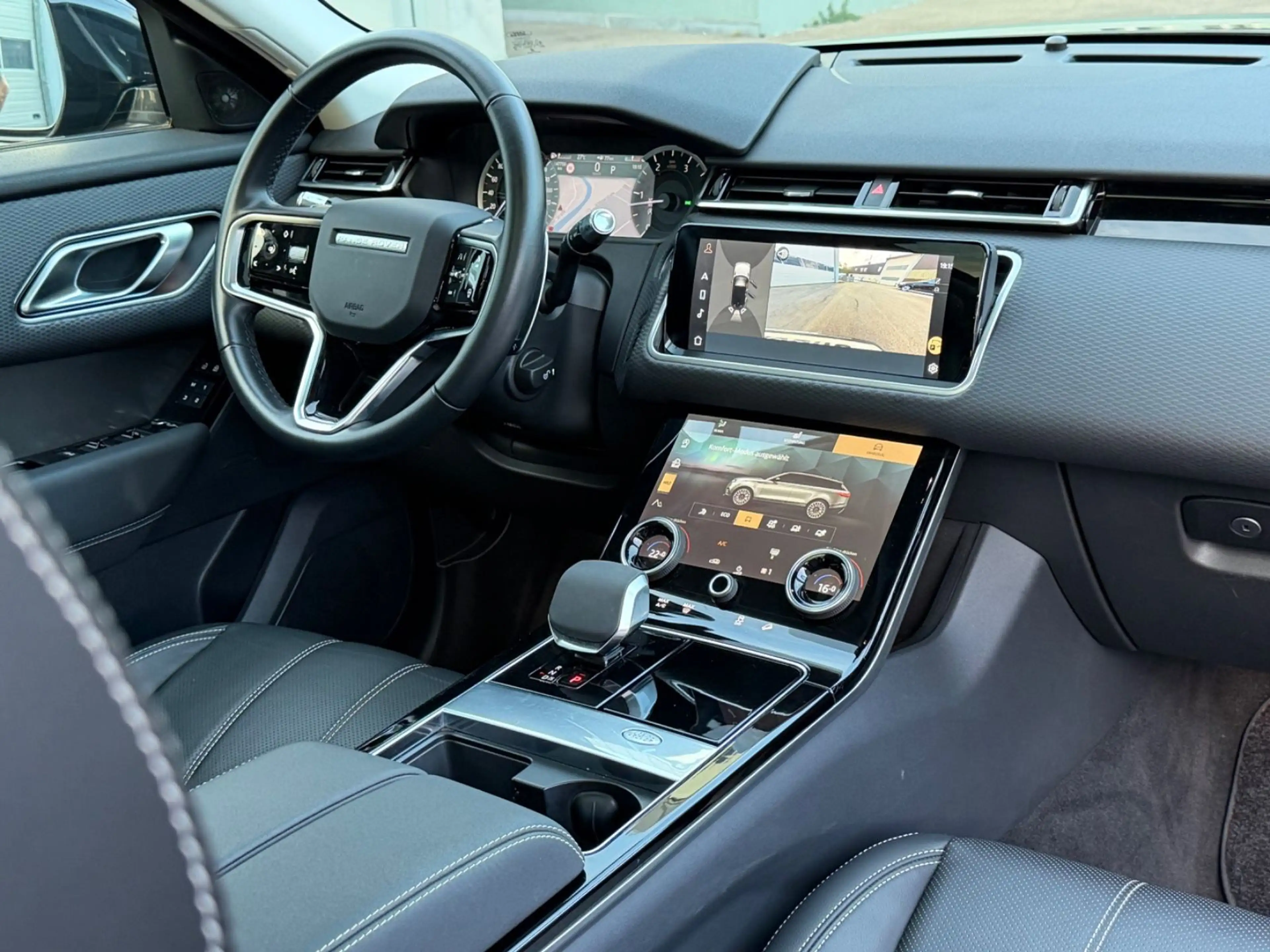 Land Rover Range Rover Velar Velar D200 BlackPack Pano Pivi Facelift 1Hd TOP! — photo 10