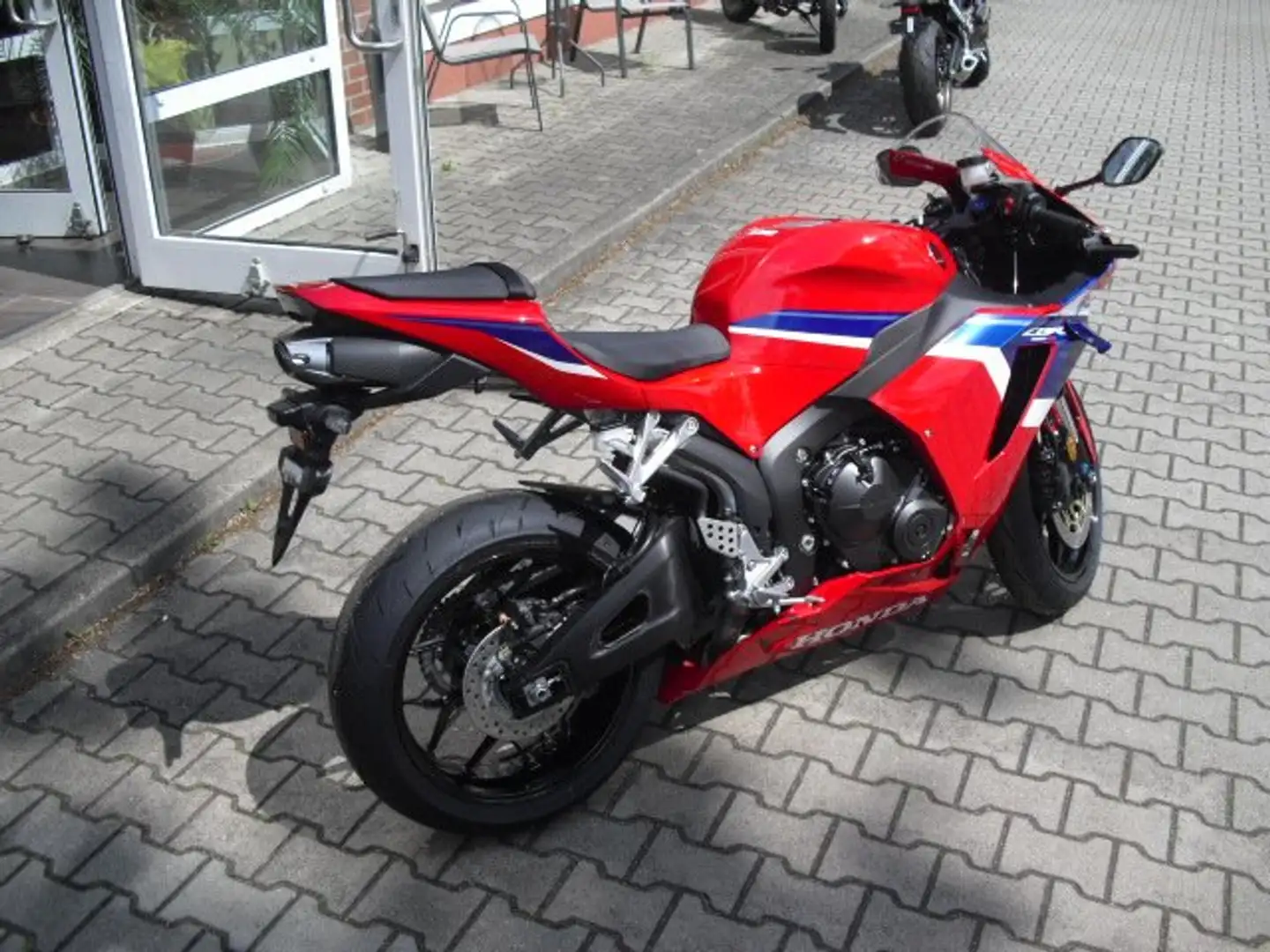 Honda CBR 600 CBR600RR in Red und Black Červená - 2