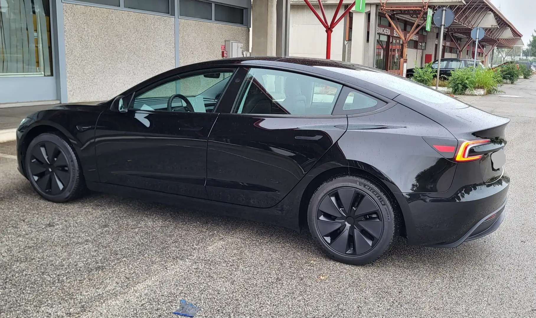 Tesla Model 3 Model 3 HIGHLAND RWD Negru - 2