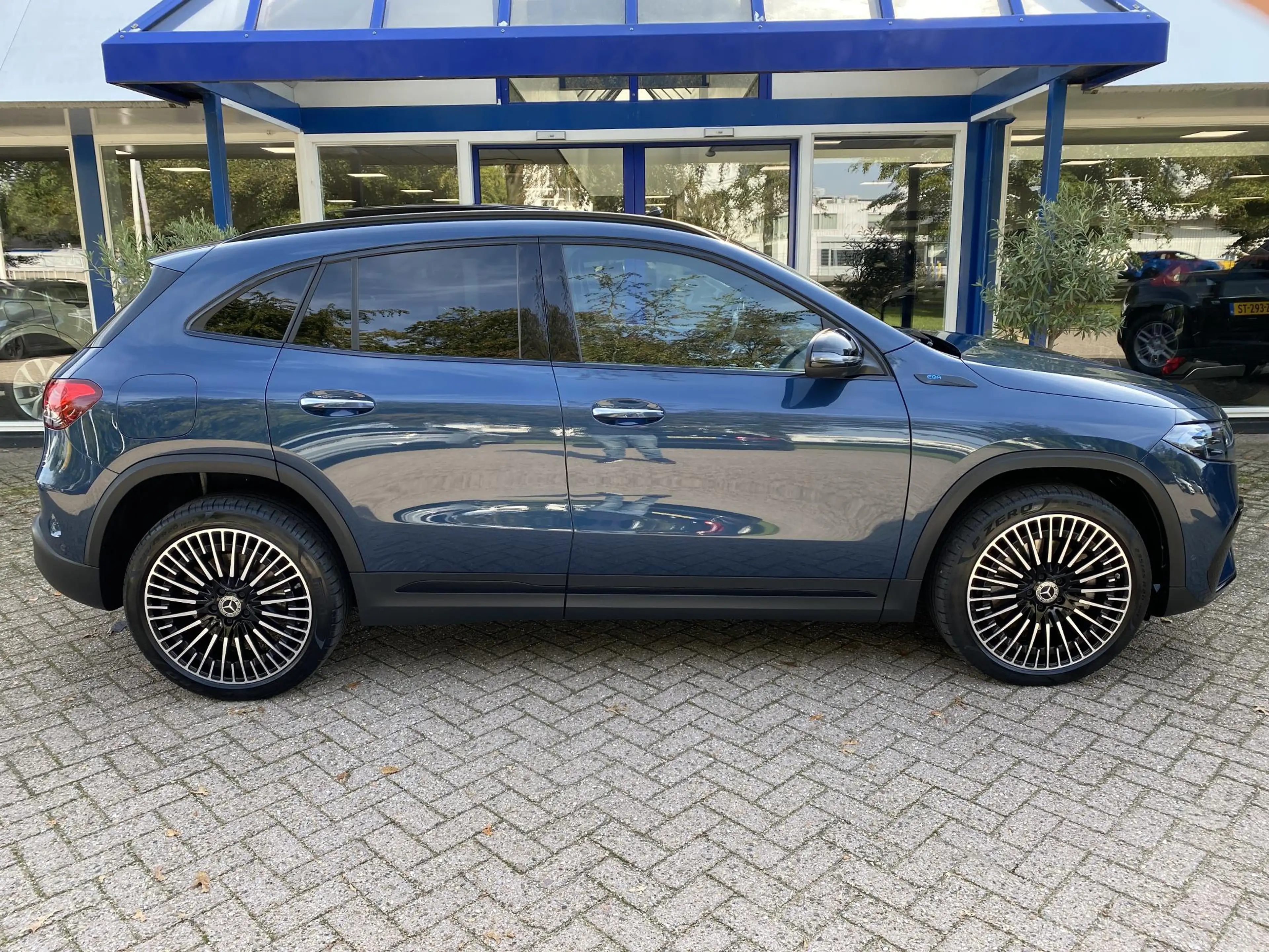 Mercedes-Benz EQA 250 Business Solution AMG 67 kWh Head-up / Stoel verwa — photo 7