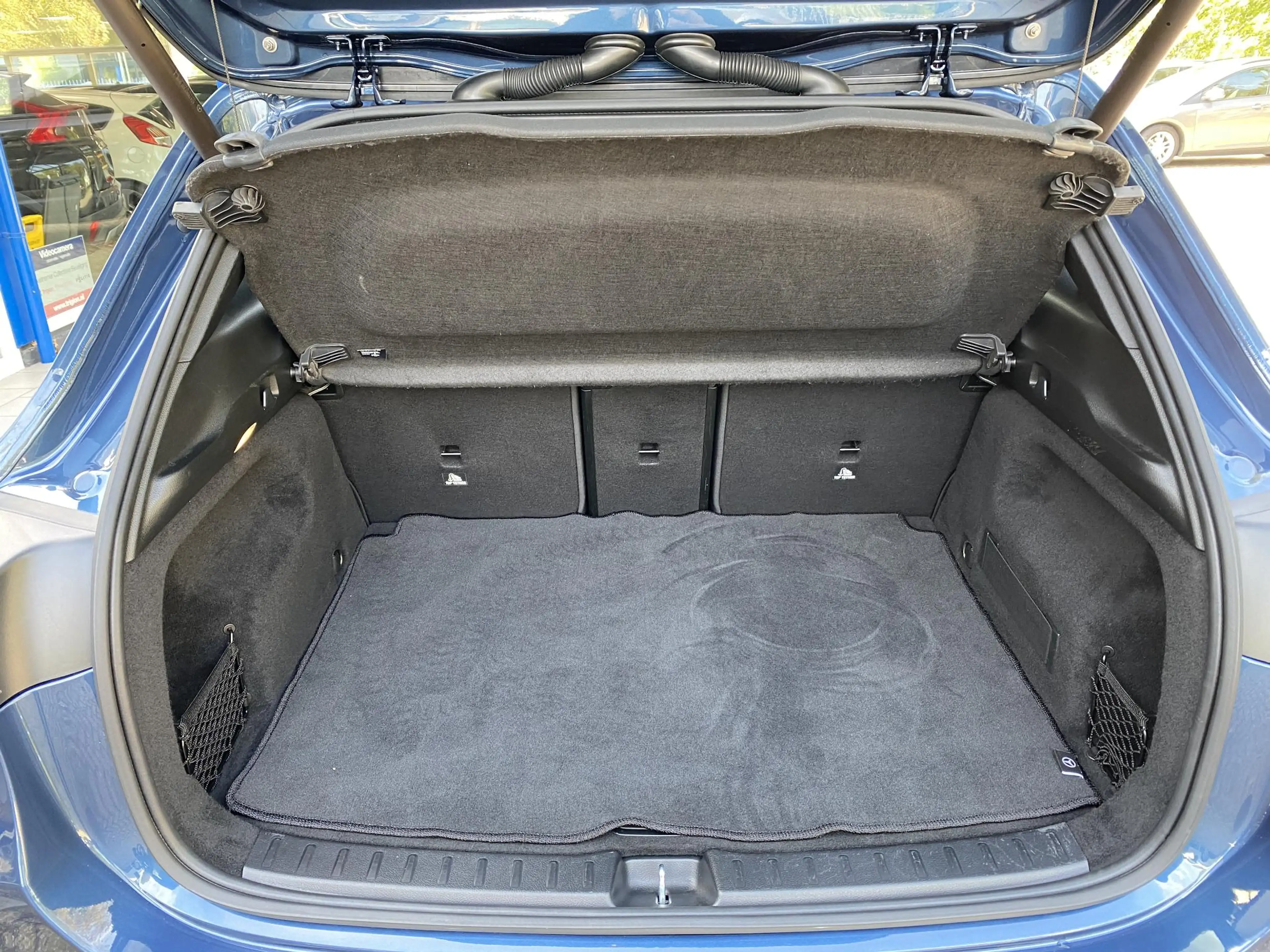 Mercedes-Benz EQA 250 Business Solution AMG 67 kWh Head-up / Stoel verwa — photo 5