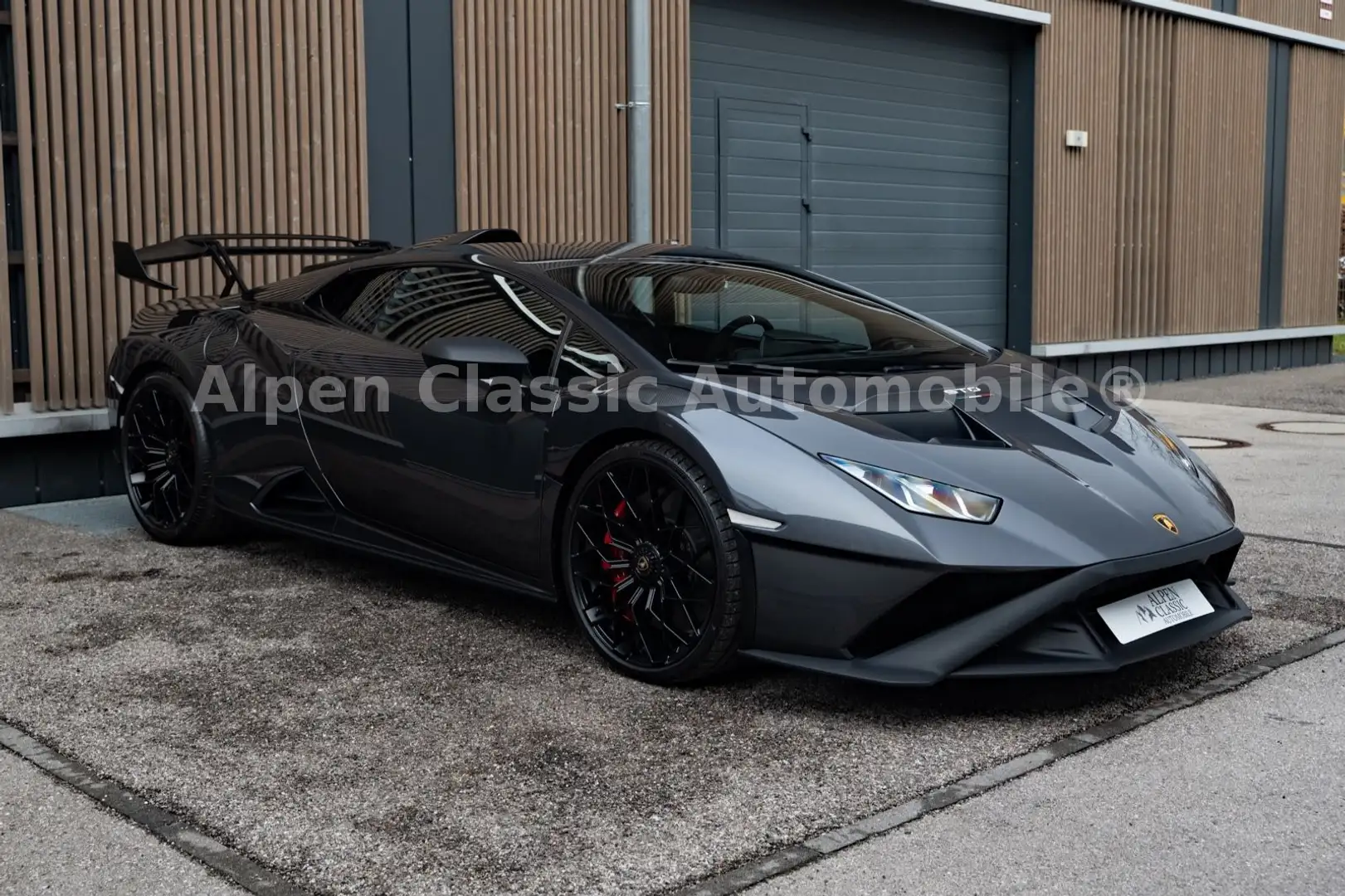 Lamborghini Huracán STO LIFT CARBON 20" CAMERA MY2023 Gris - 1