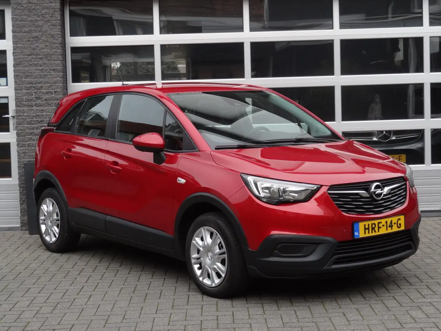 Opel Crossland X 1.2 Turbo Edition Excite 110pk Stuur/stoelverwarmi Rouge - 2