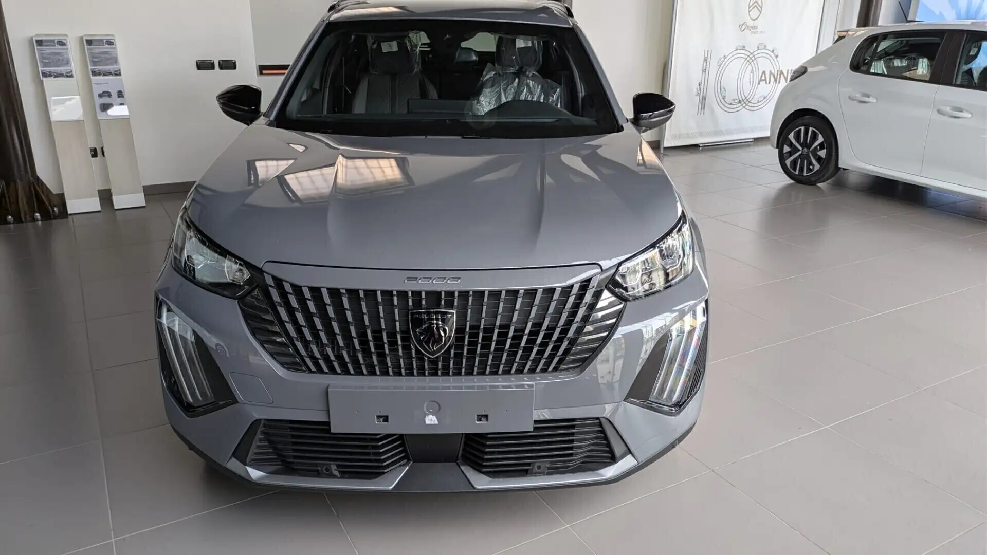 Peugeot 2008 100 S&S Allure Grigio - 2