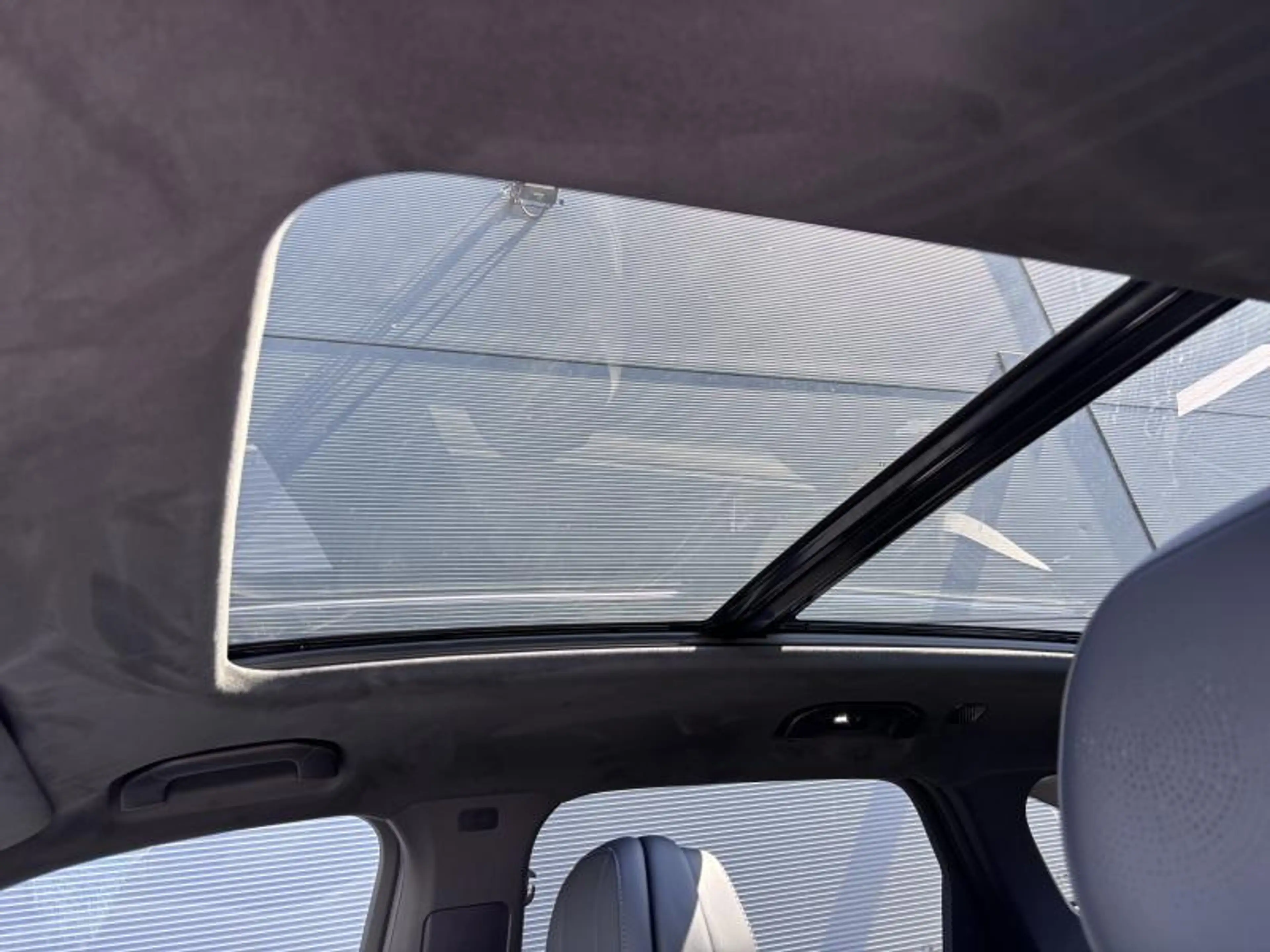 Omoda 9 SHS PREMIUM 540 cv — photo 9