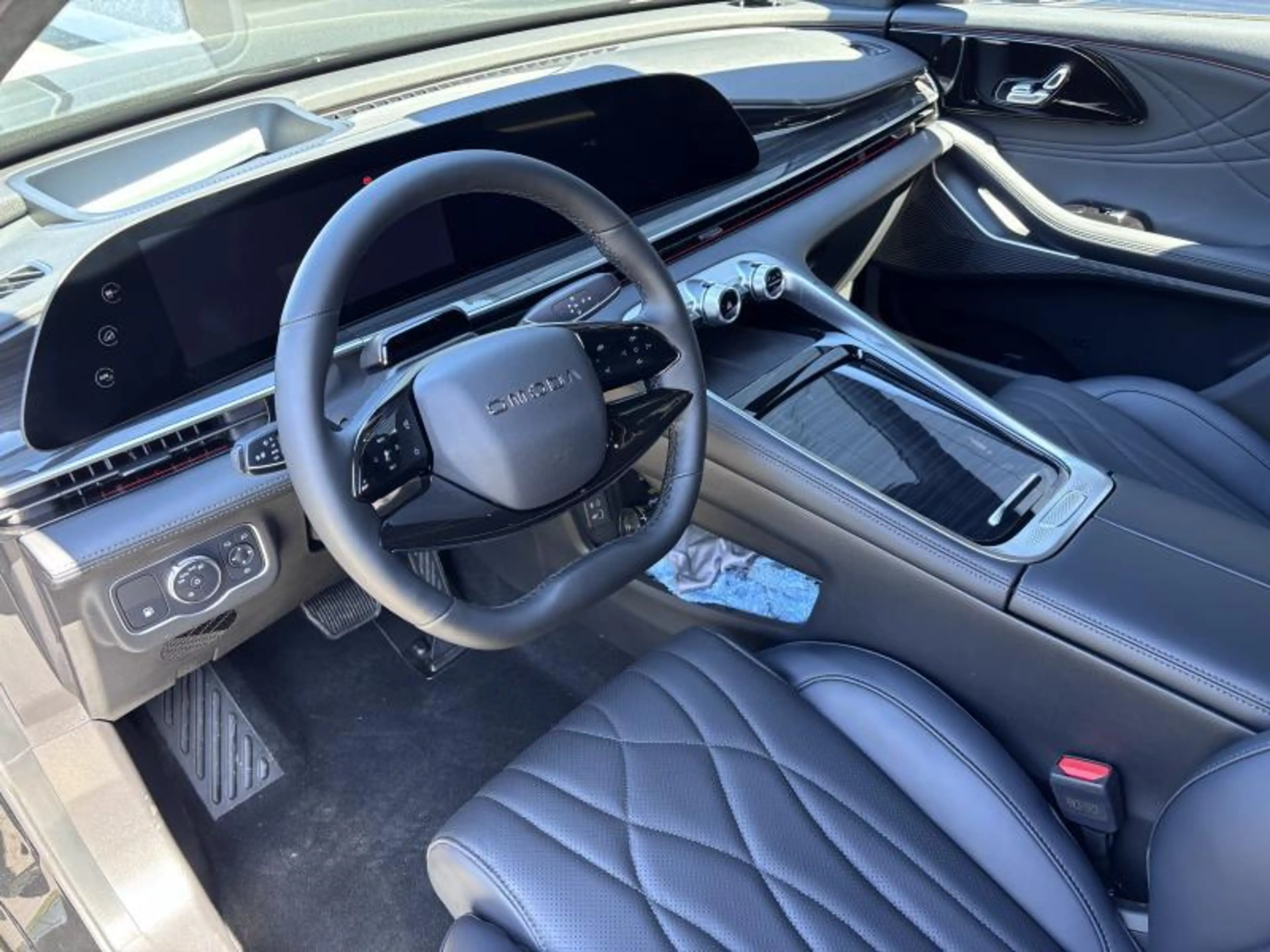 Omoda 9 SHS PREMIUM 540 cv — photo 6