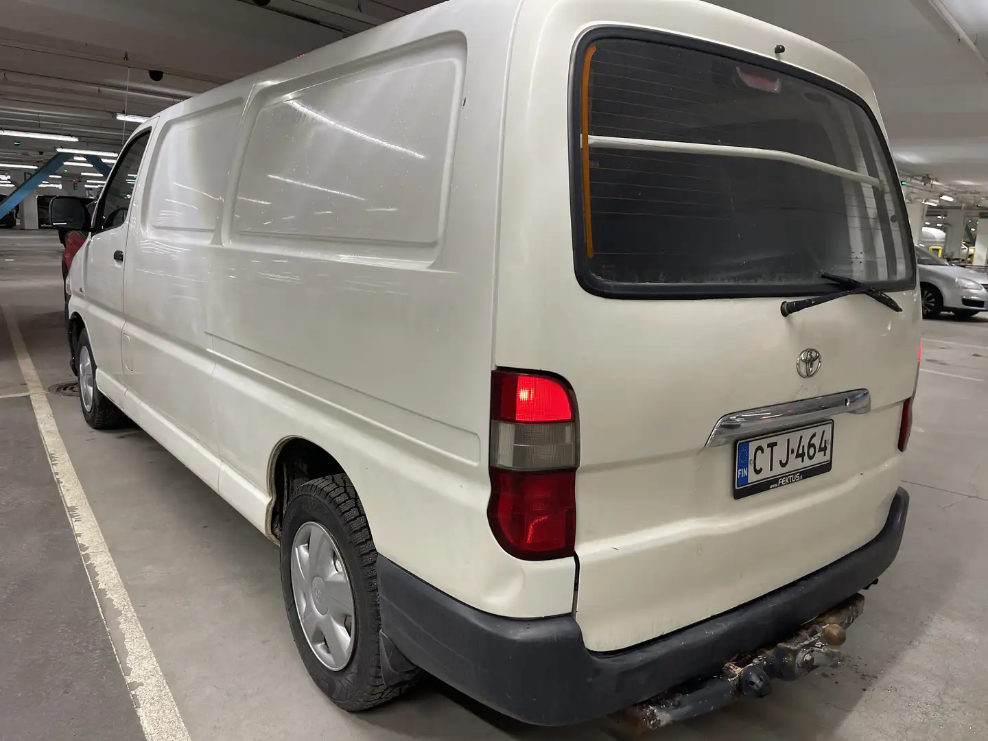 Toyota Hiace D-4D - 1