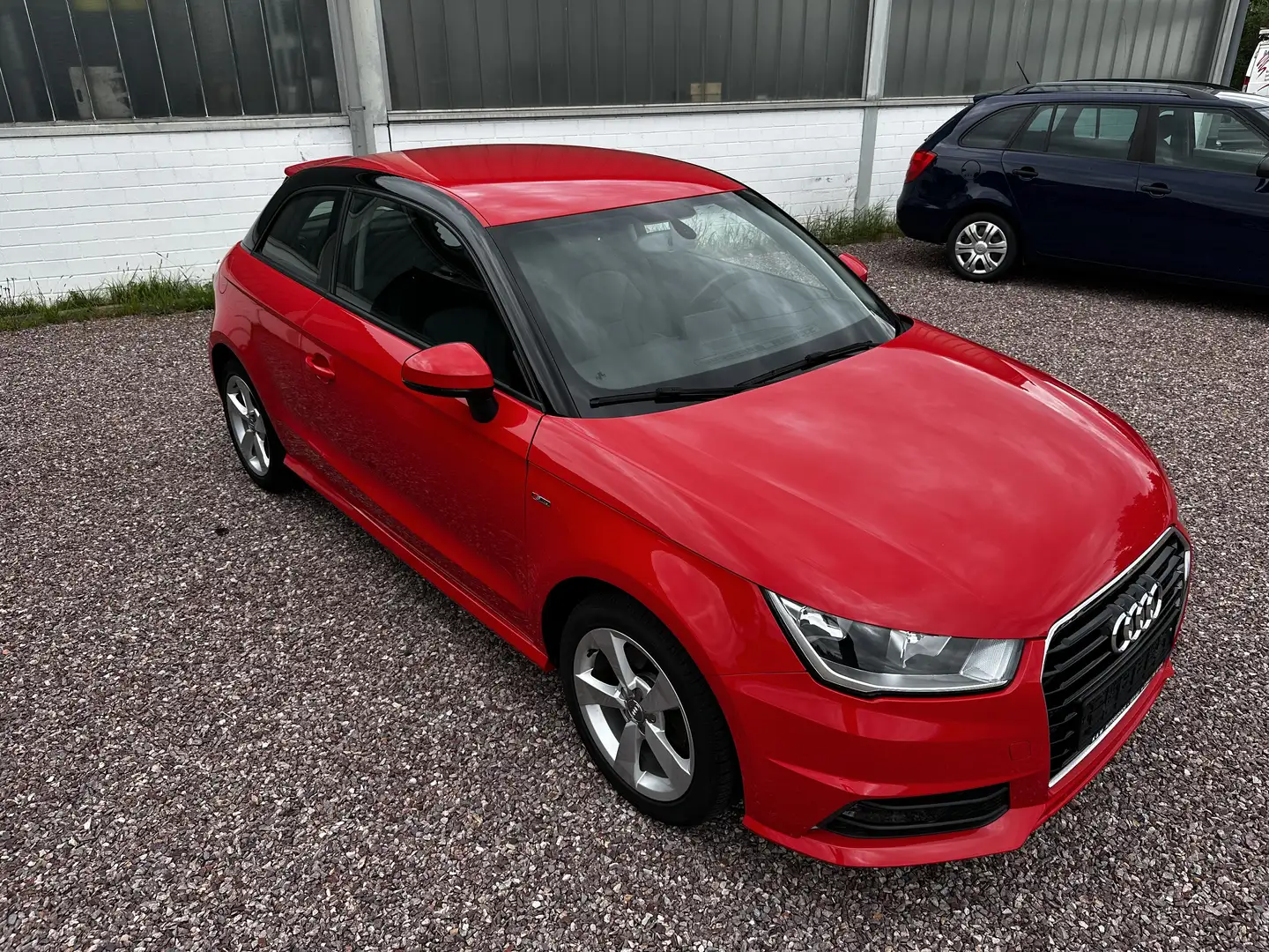 Audi A1 S-line - Navi - 150 Ps Rot - 1