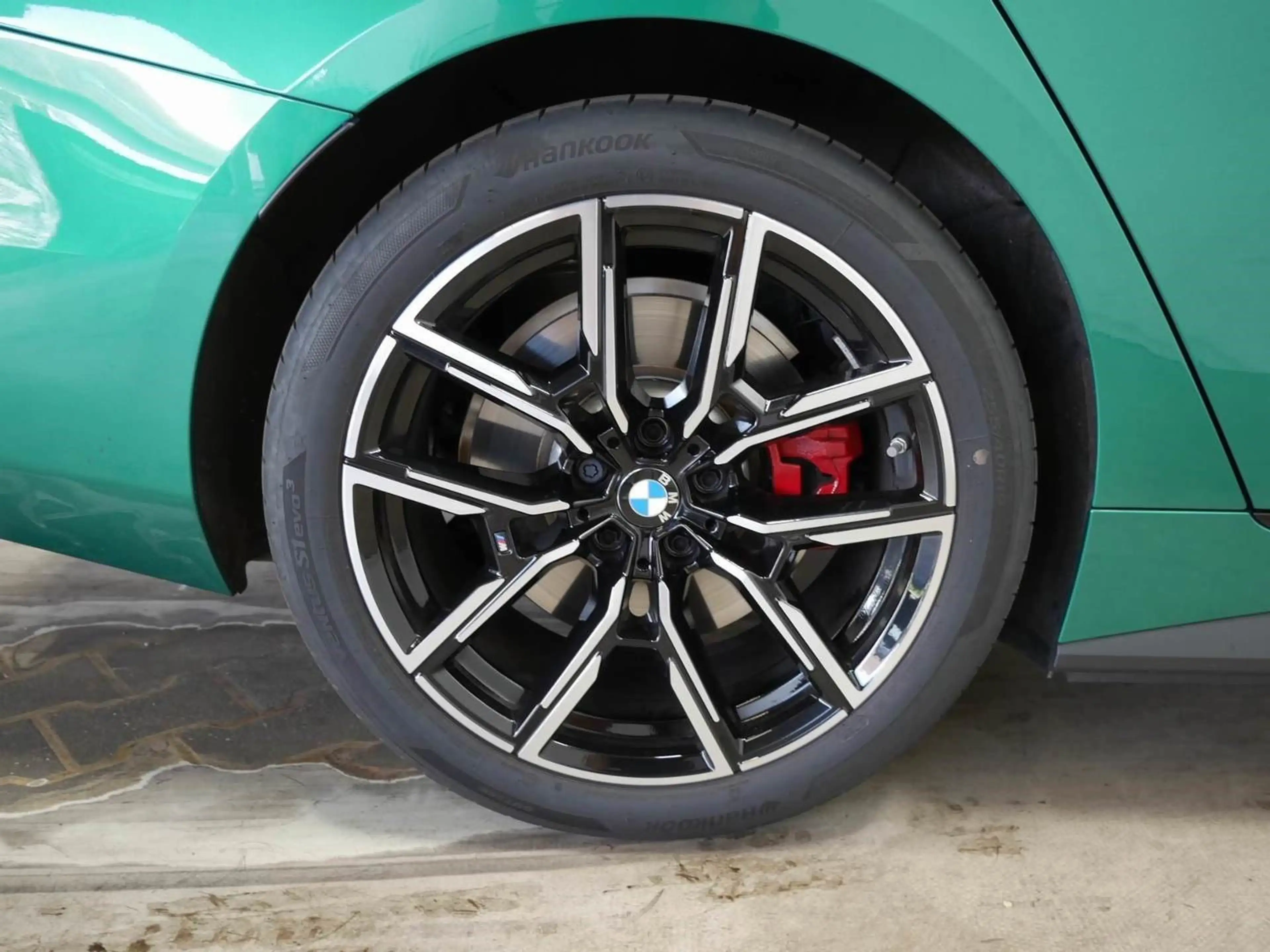 BMW i4 M60 xDrive Individual M SportPro 360° 1,99% — photo 7