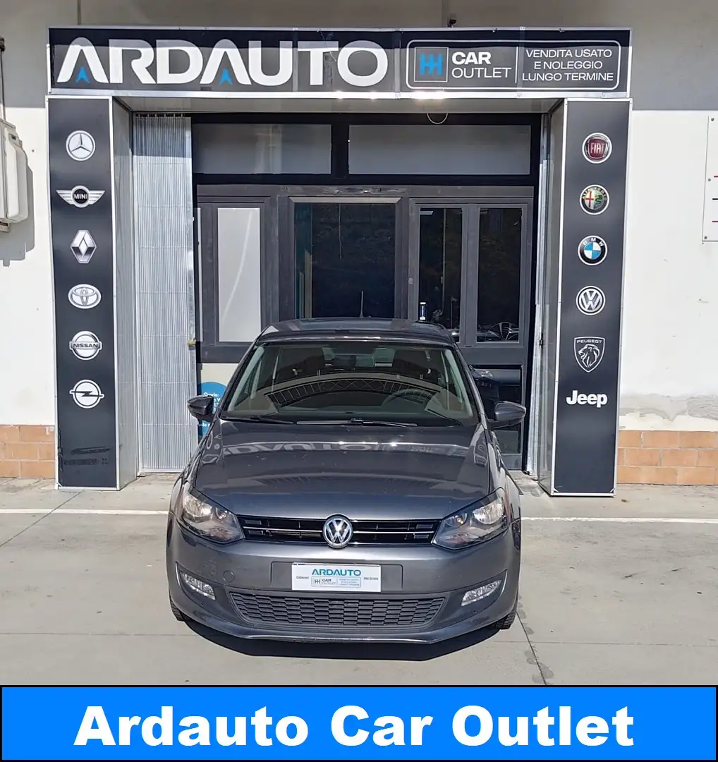 Volkswagen Polo Vw Polo 1.2 Tdi Confortline 75 cv Gris - 2