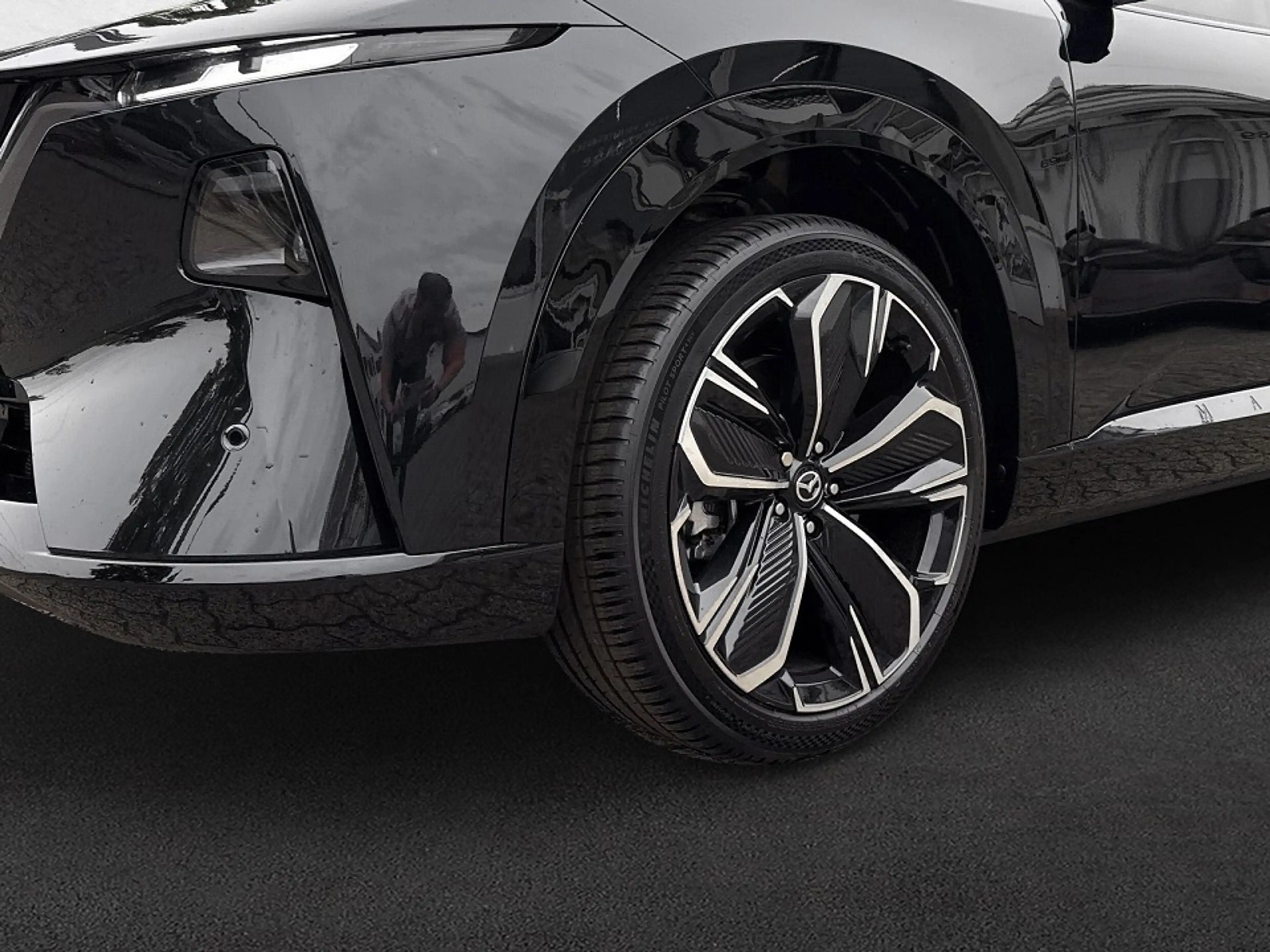 Mazda CX-6e EV 258ps AT Takumi Plus — photo 3