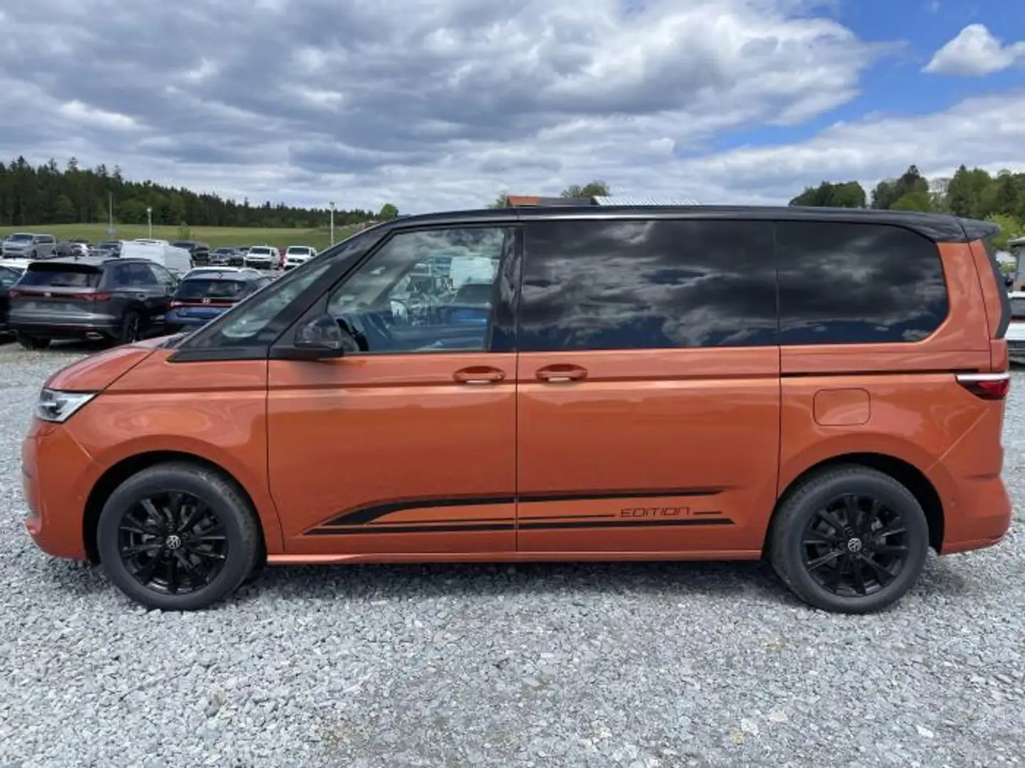 Volkswagen T7 Multivan Life (Life) 2.0 TDI 110kW (150 PS) 7-Gang-DSG 1... Orange - 2