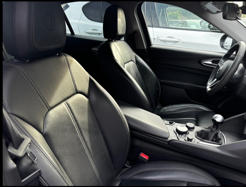 Alfa Romeo Giulia Giulia 2.2 JTDm * GARANTIE — photo 12