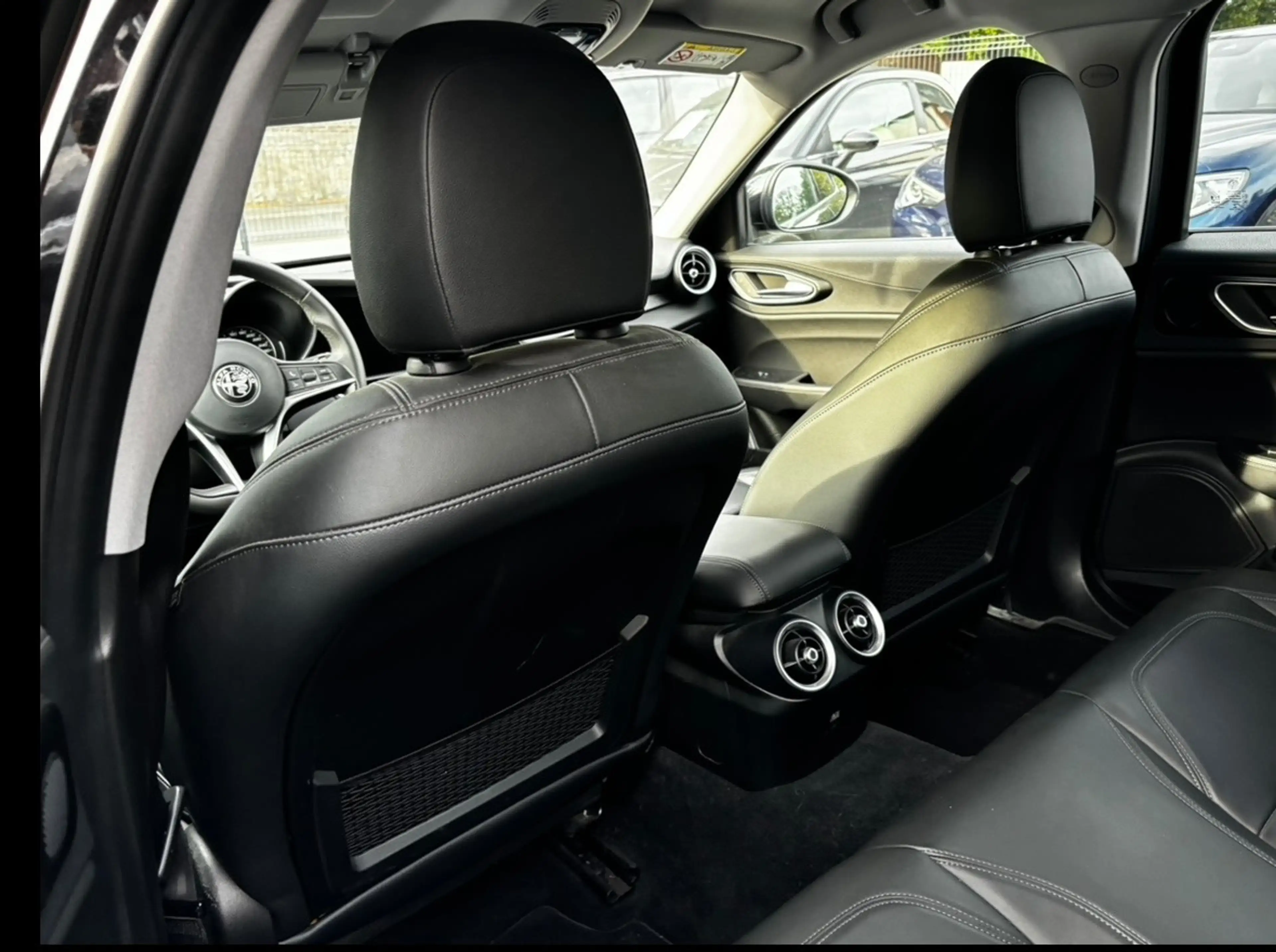 Alfa Romeo Giulia Giulia 2.2 JTDm * GARANTIE — photo 9
