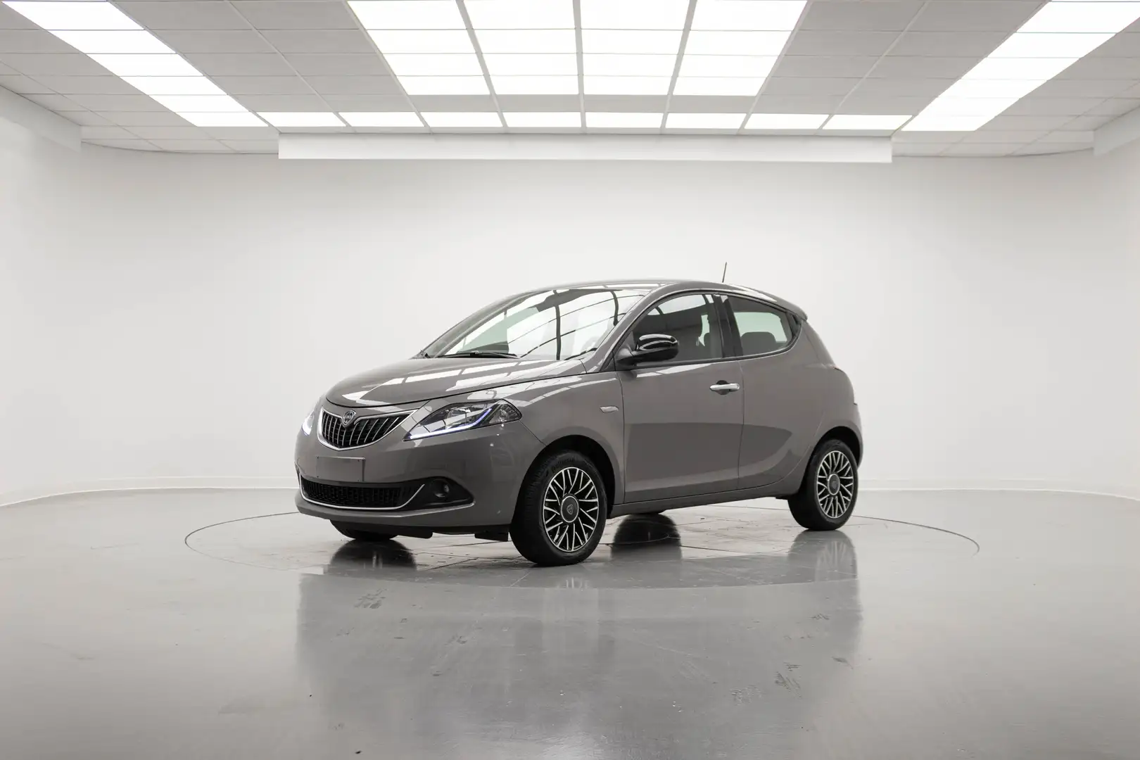 Lancia Ypsilon 1.0 FireFly 5 porte S&S Hybrid Platino NEOPATENTAT Gris - 1