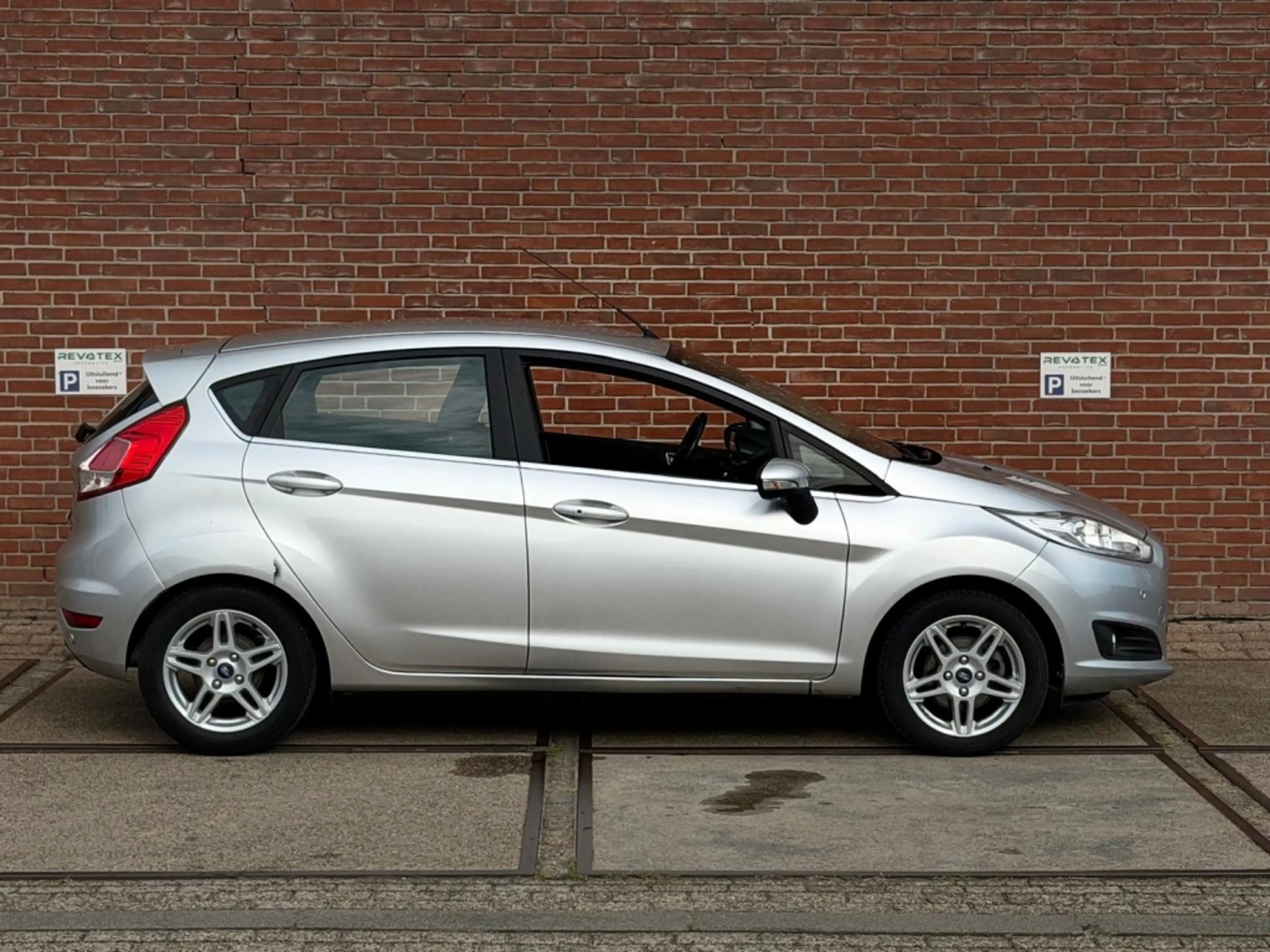 Ford Fiesta 1.0 EcoB. Titanium X |Clima |Automaat |CruiseC |Nw — photo 4