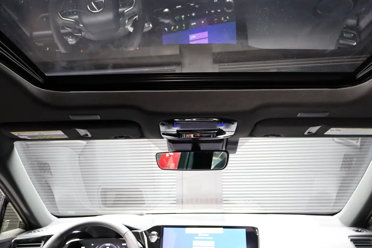 Lexus NX снимка Lexus NX