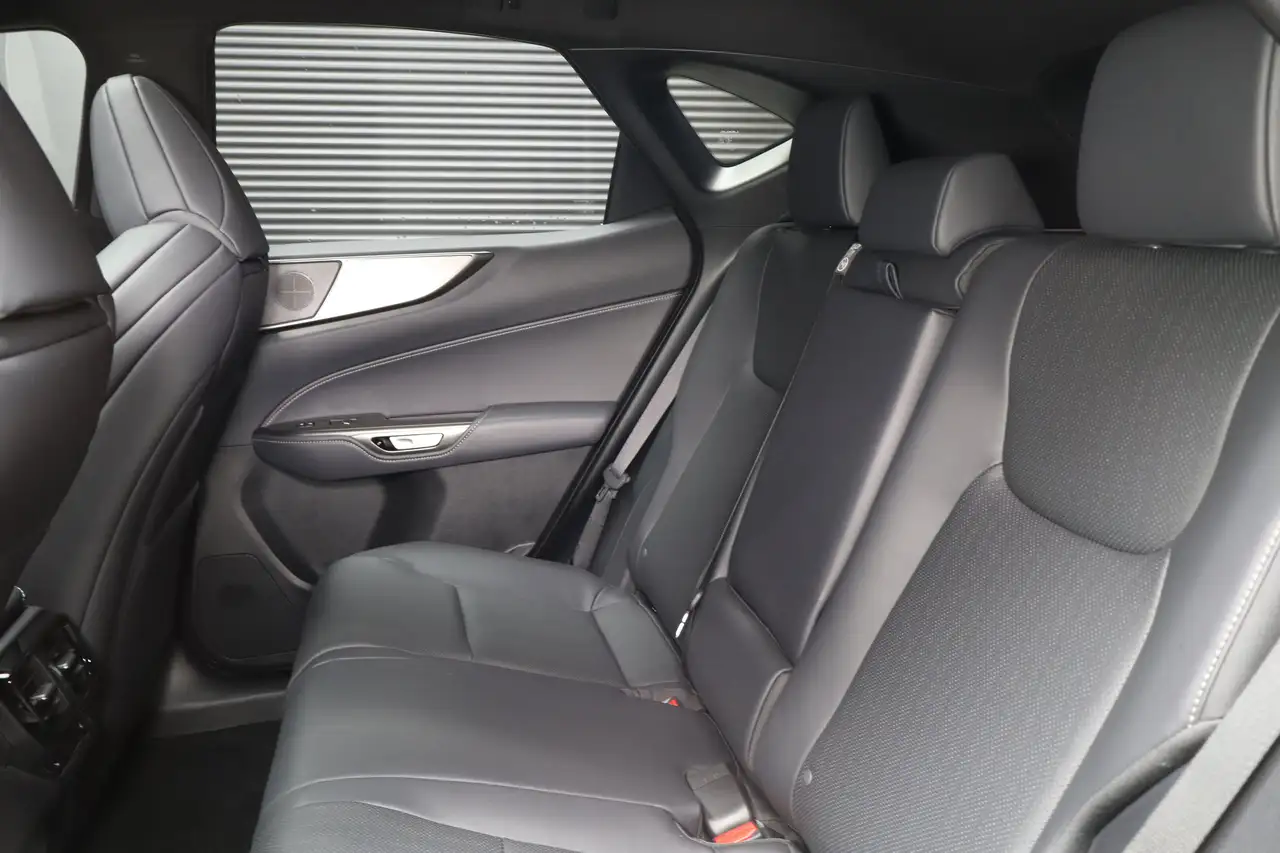 Lexus NX снимка Lexus NX