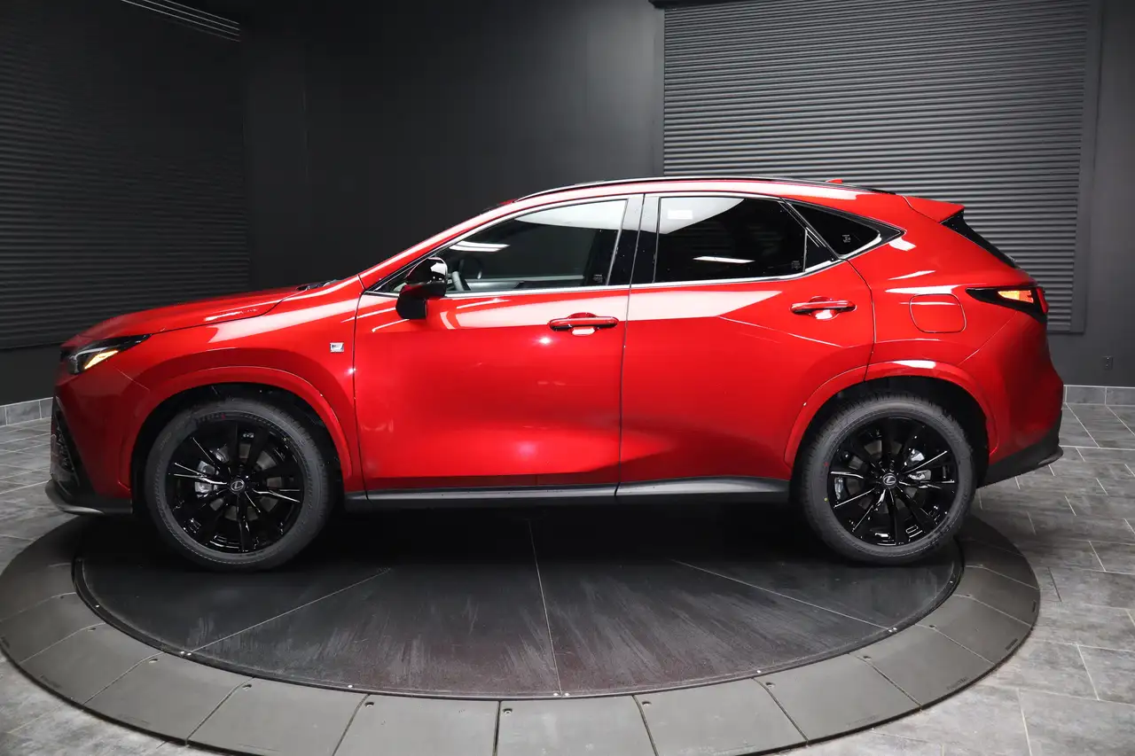 Lexus NX снимка Lexus NX
