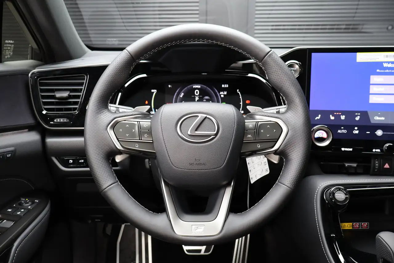 Lexus NX снимка Lexus NX