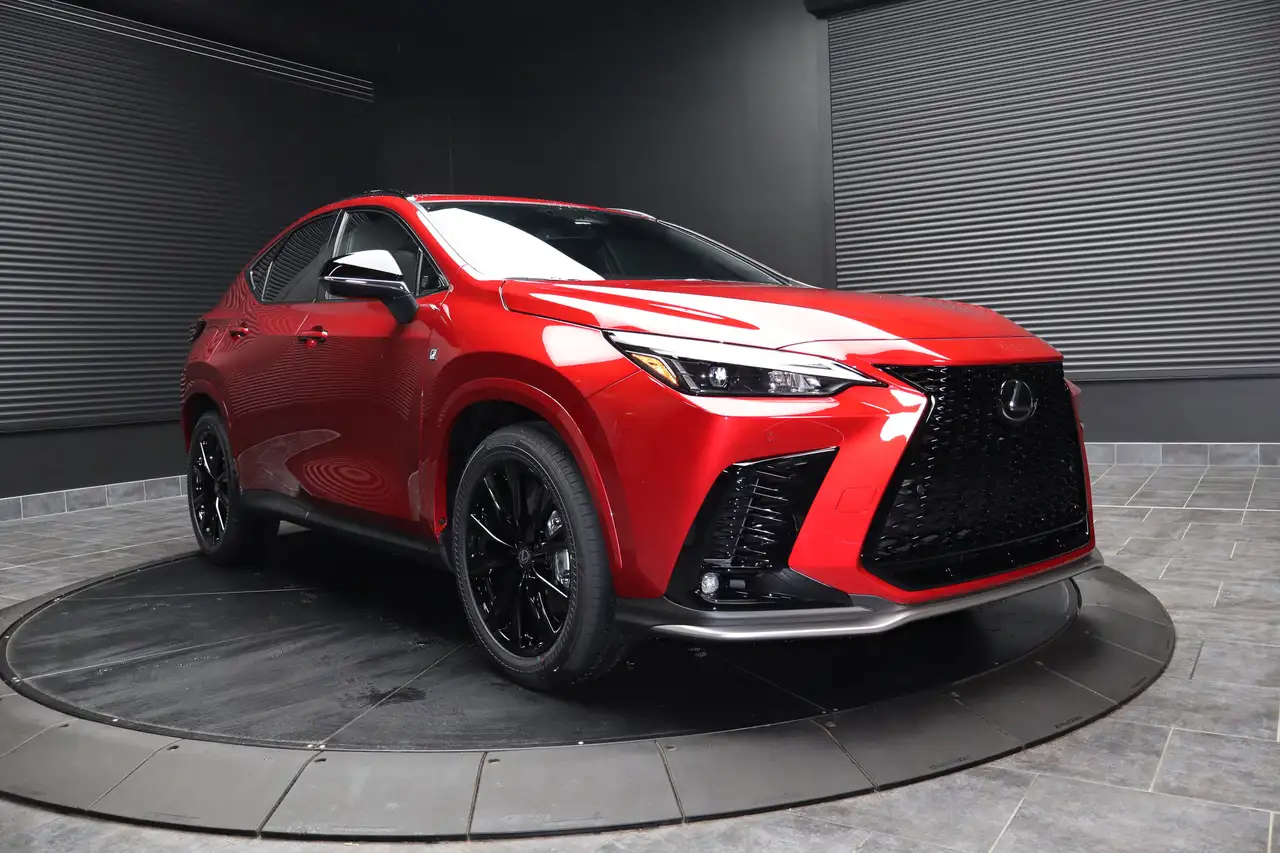 Lexus NX снимка Lexus NX