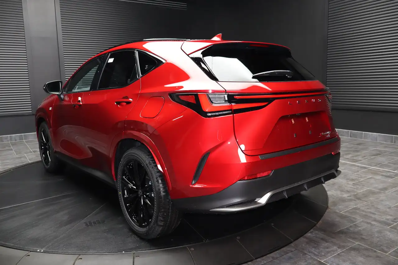 Lexus NX снимка Lexus NX