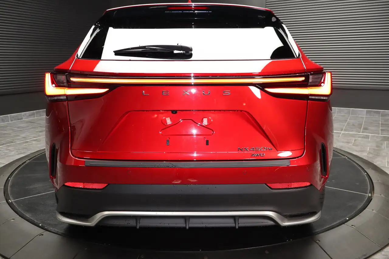 Lexus NX снимка Lexus NX