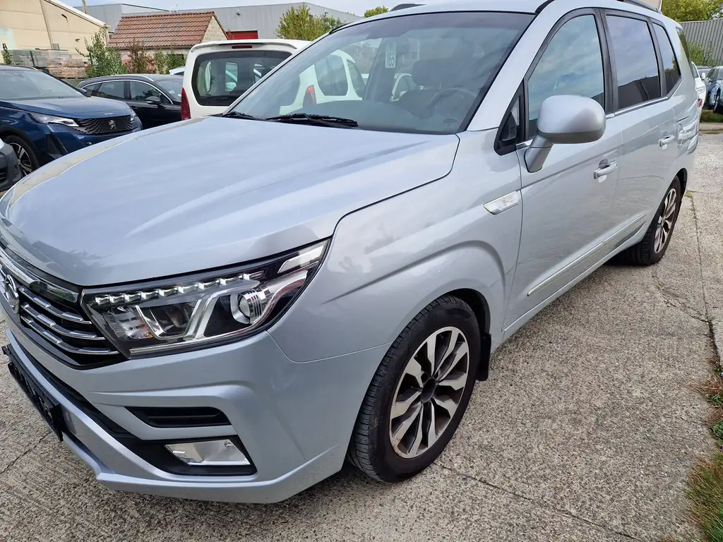 SsangYong Rodius 2019 из Европы — купить под ключ