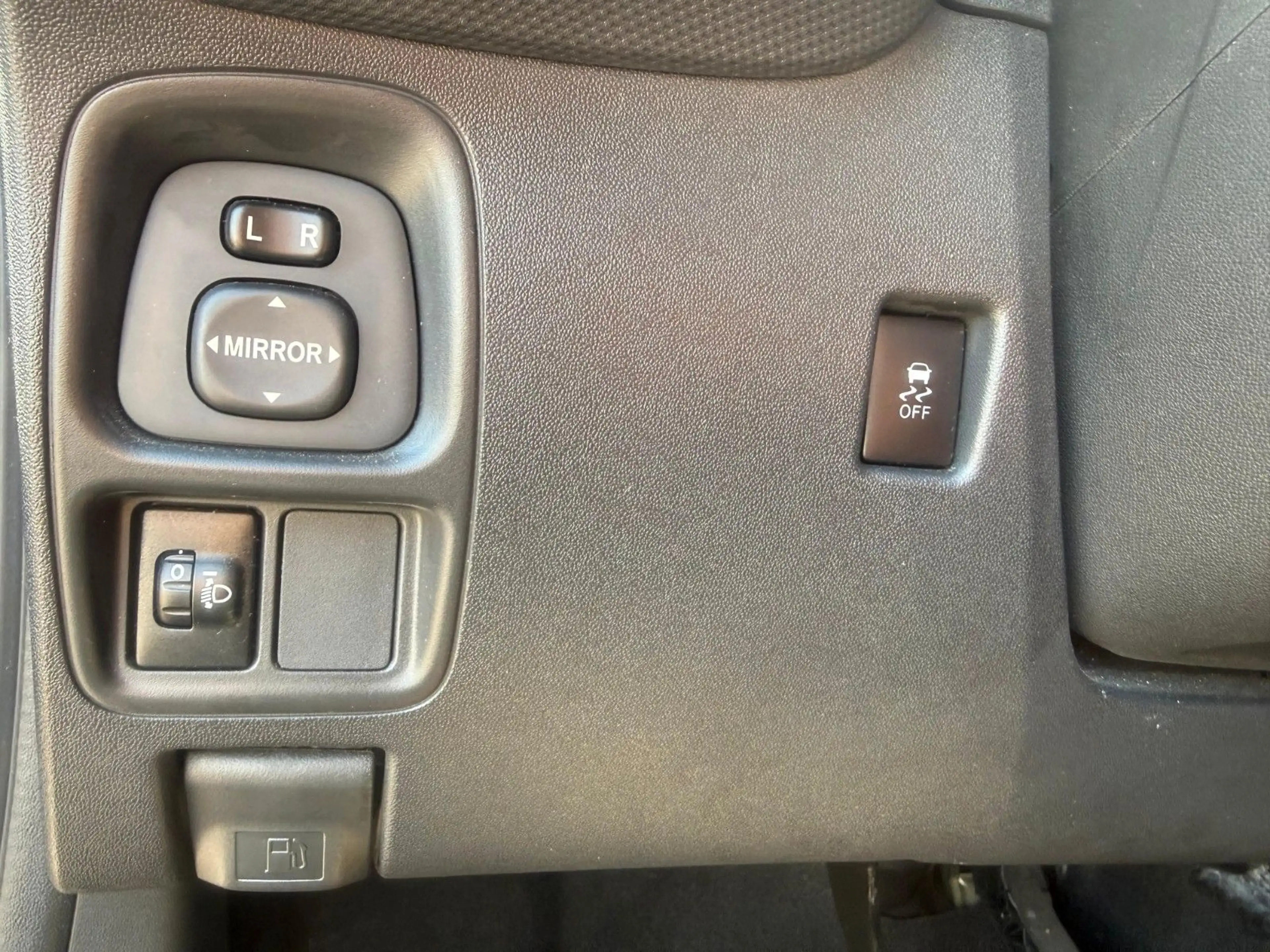Citroen C1 1 1,0 VTi FEEL *AUTOMATIK* — photo 10
