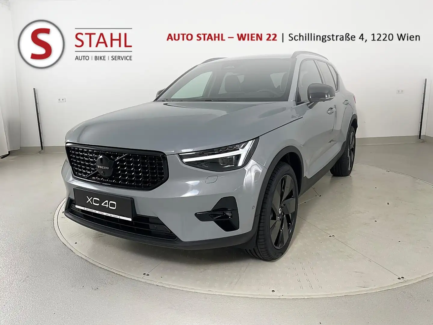 Volvo XC40 B3 Plus Black Edition 4LIFE | Stahl Wien 22 Grau - 1
