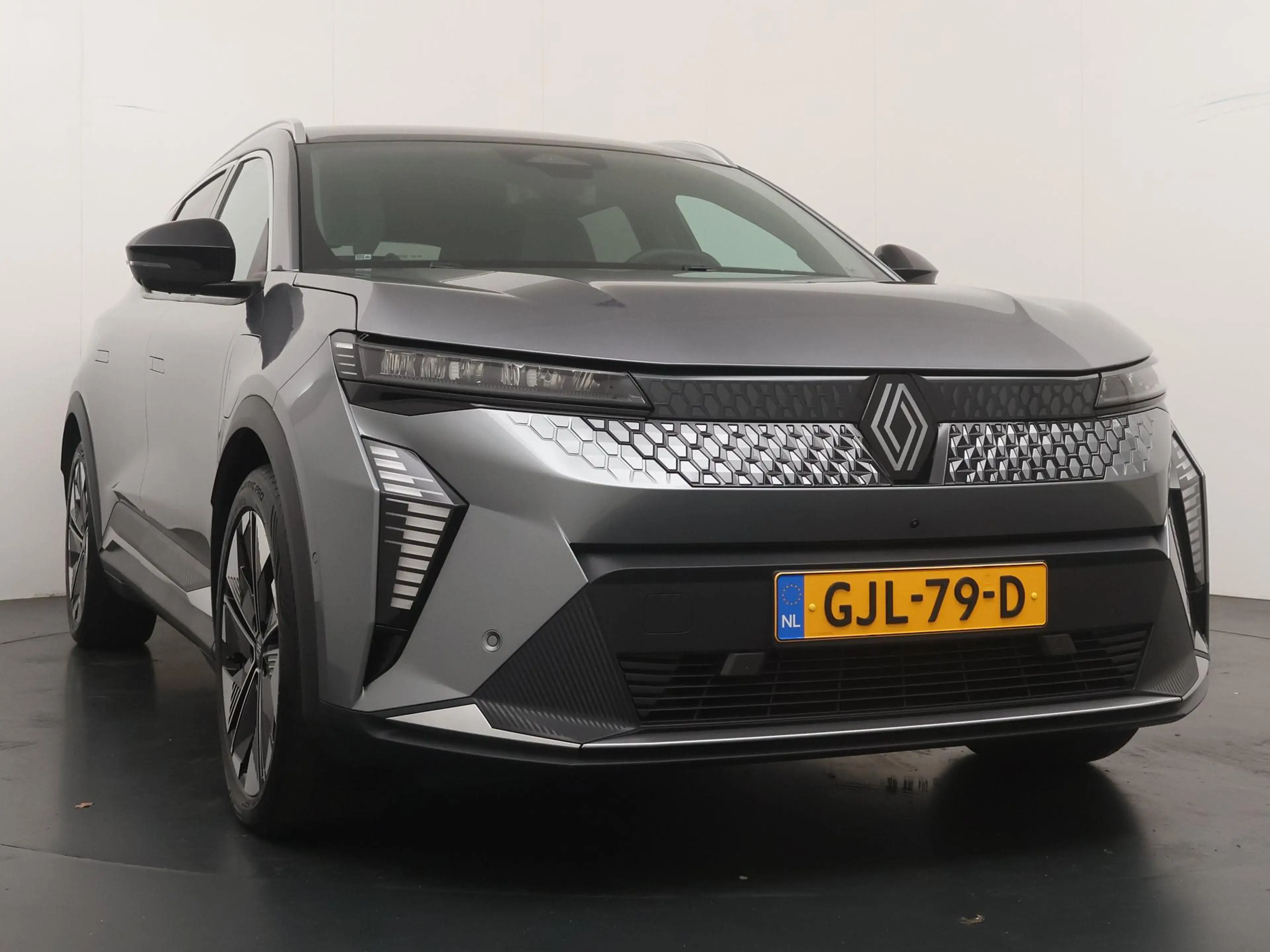 Renault Scenic E-Tech iconic 220 pk long range | Trekhaak | Panor — photo 7