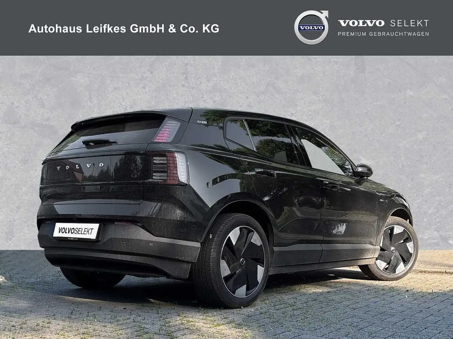 Volvo EX30 Single M. Extended Range RWD Plus Negru - 2