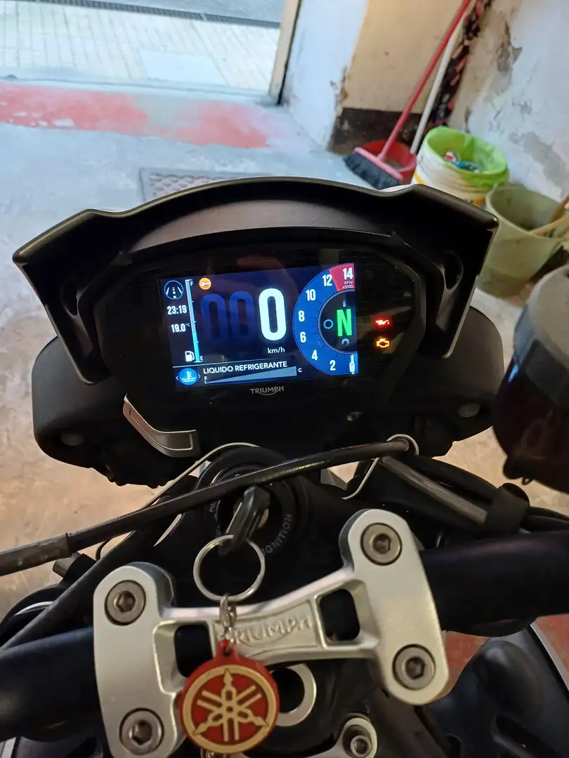 Triumph Street Triple 765 Rs Zilver - 2