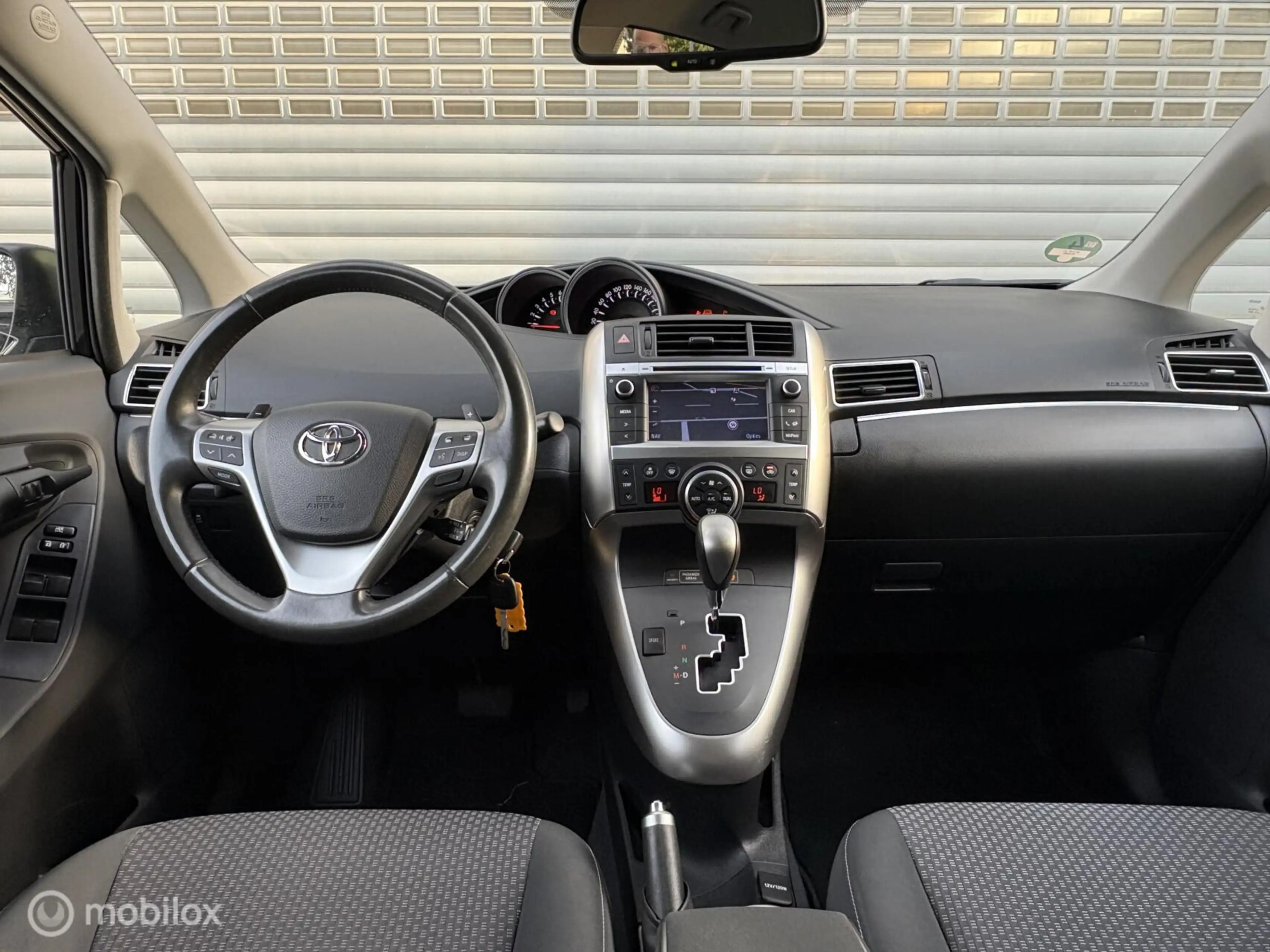 Toyota Verso 1.8 VVT-i NAVI*CRUISE*ST-VERW*TREKH*NIEUWSTAAT — photo 3