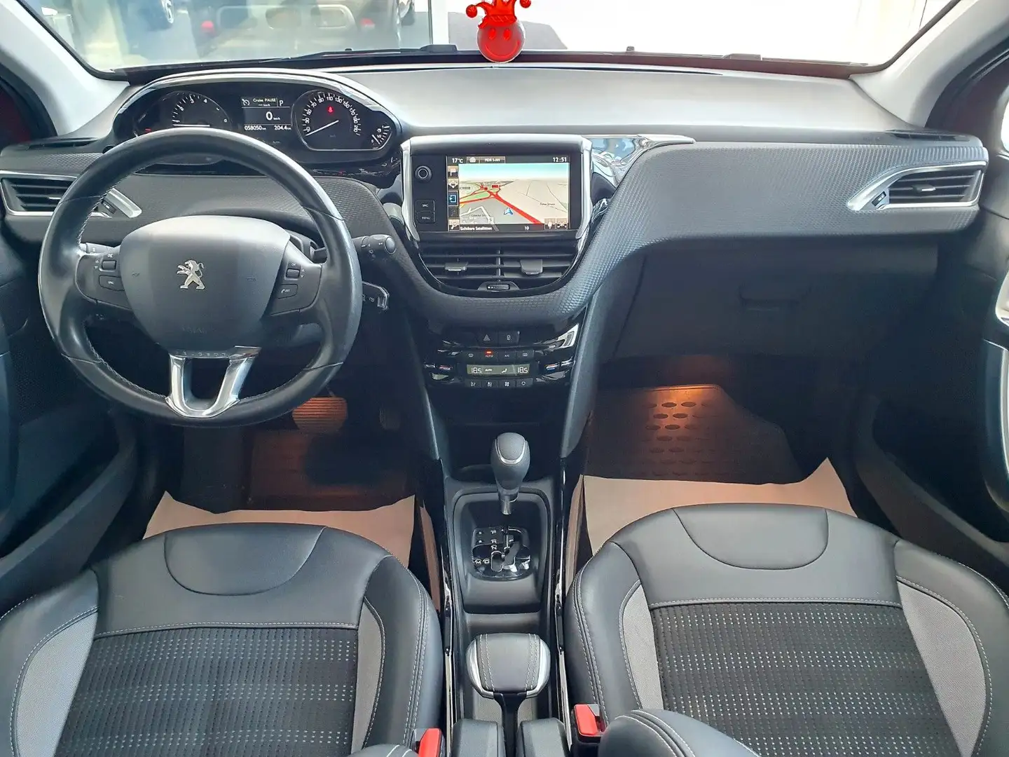 Peugeot 2008 Allure Aut/Panorama/Navi/T-Leder Orange - 2