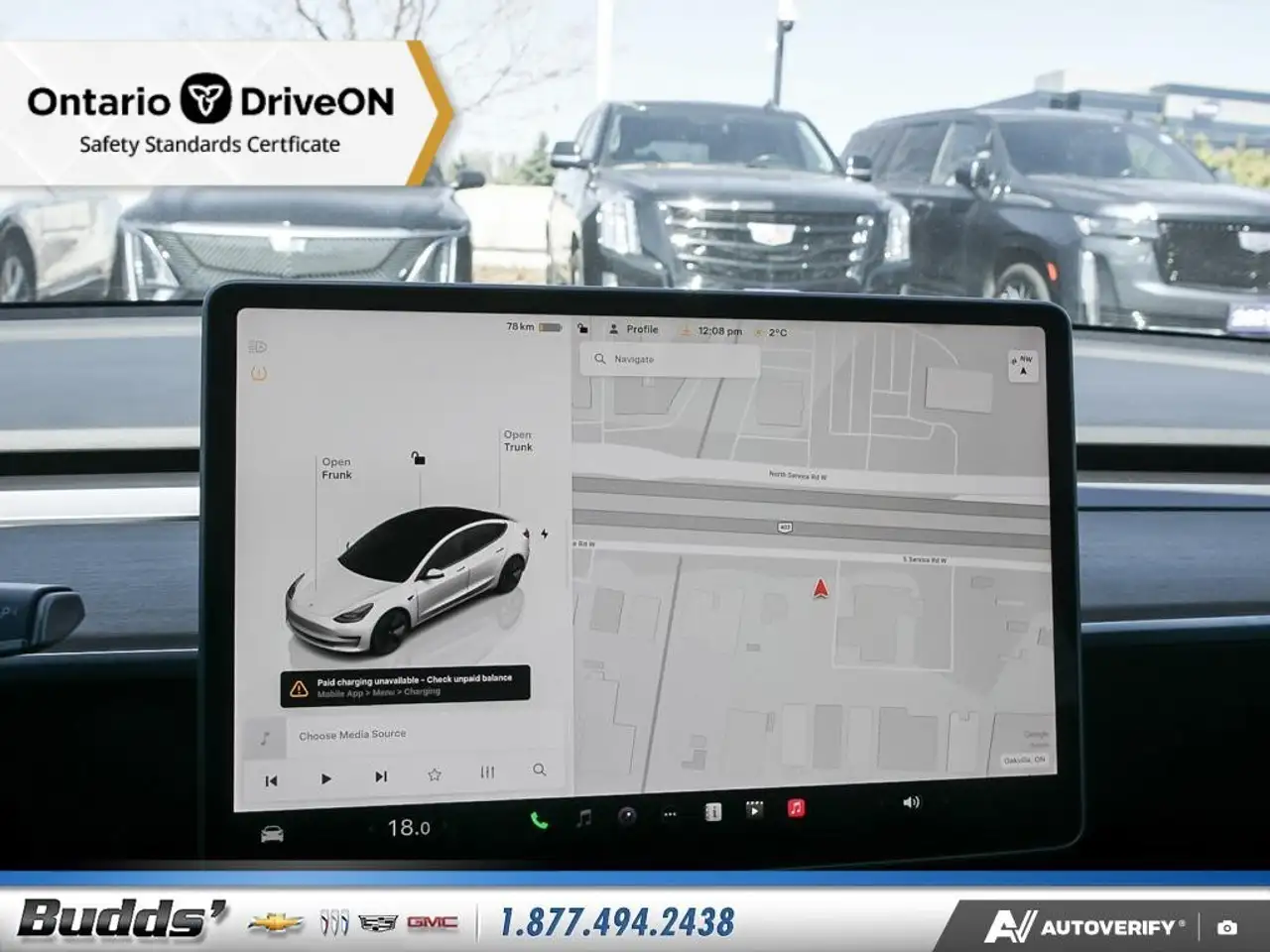 Tesla Model 3 снимка Tesla Model 3