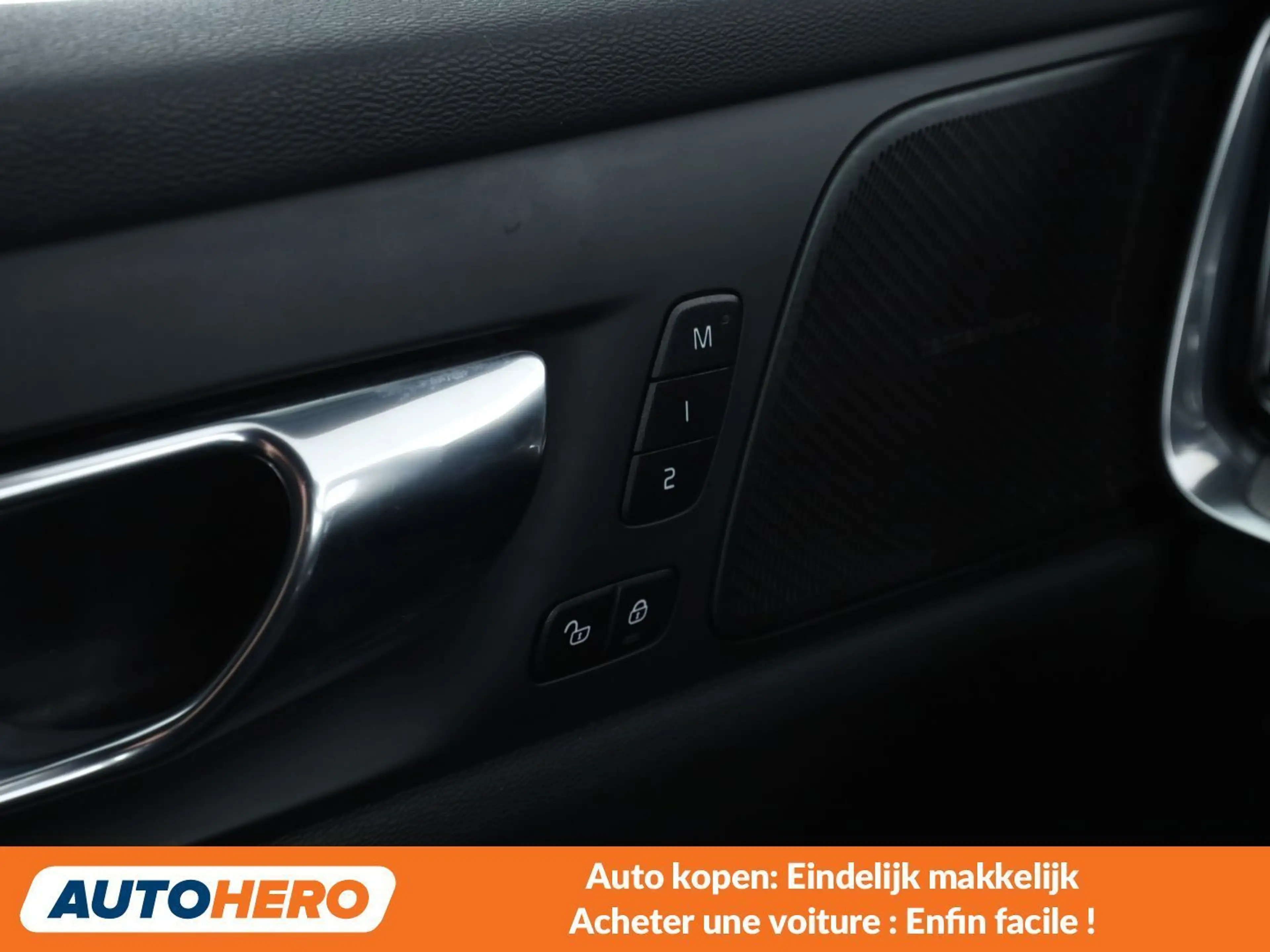 Volvo V60 2.0 T6 Plug-in Hybrid R Design AWD — photo 14