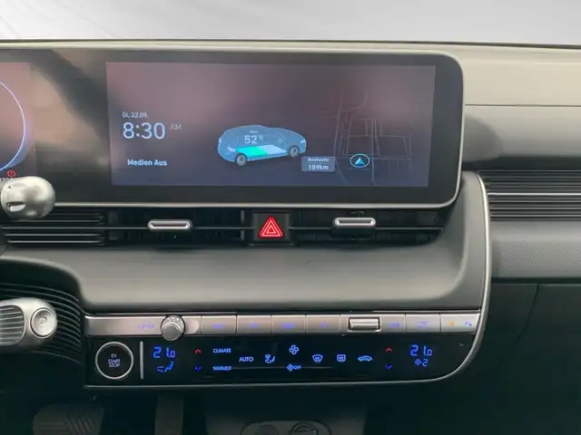 Hyundai Ioniq 5 view 12