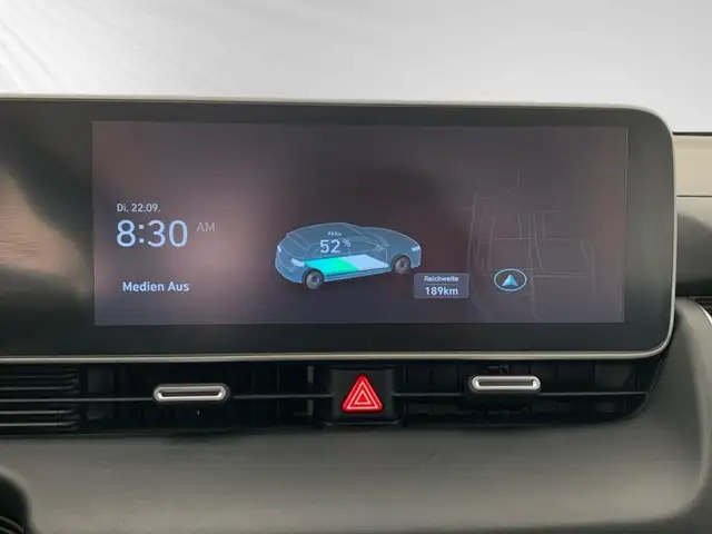 Hyundai Ioniq 5 view 11