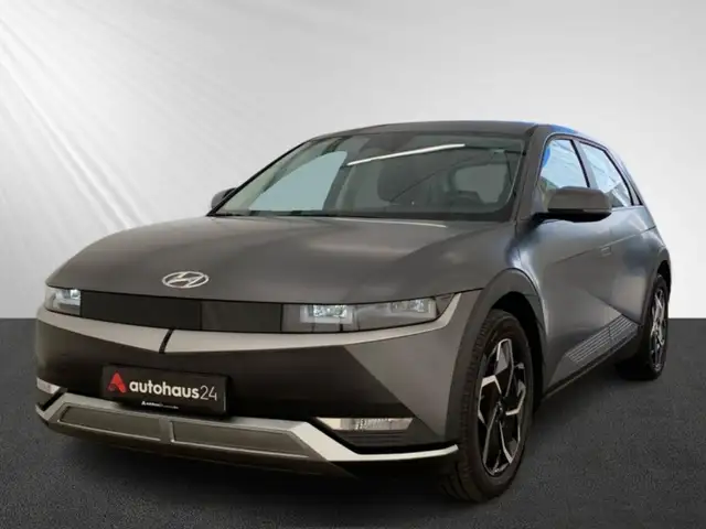 Hyundai Ioniq 5 view 3