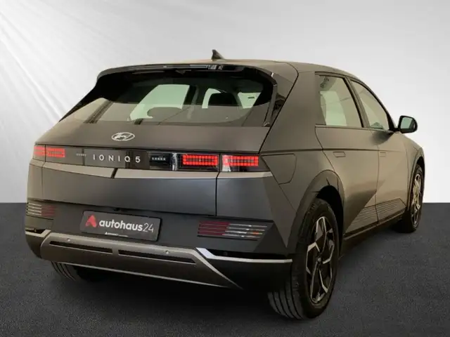 Hyundai Ioniq 5 view 5