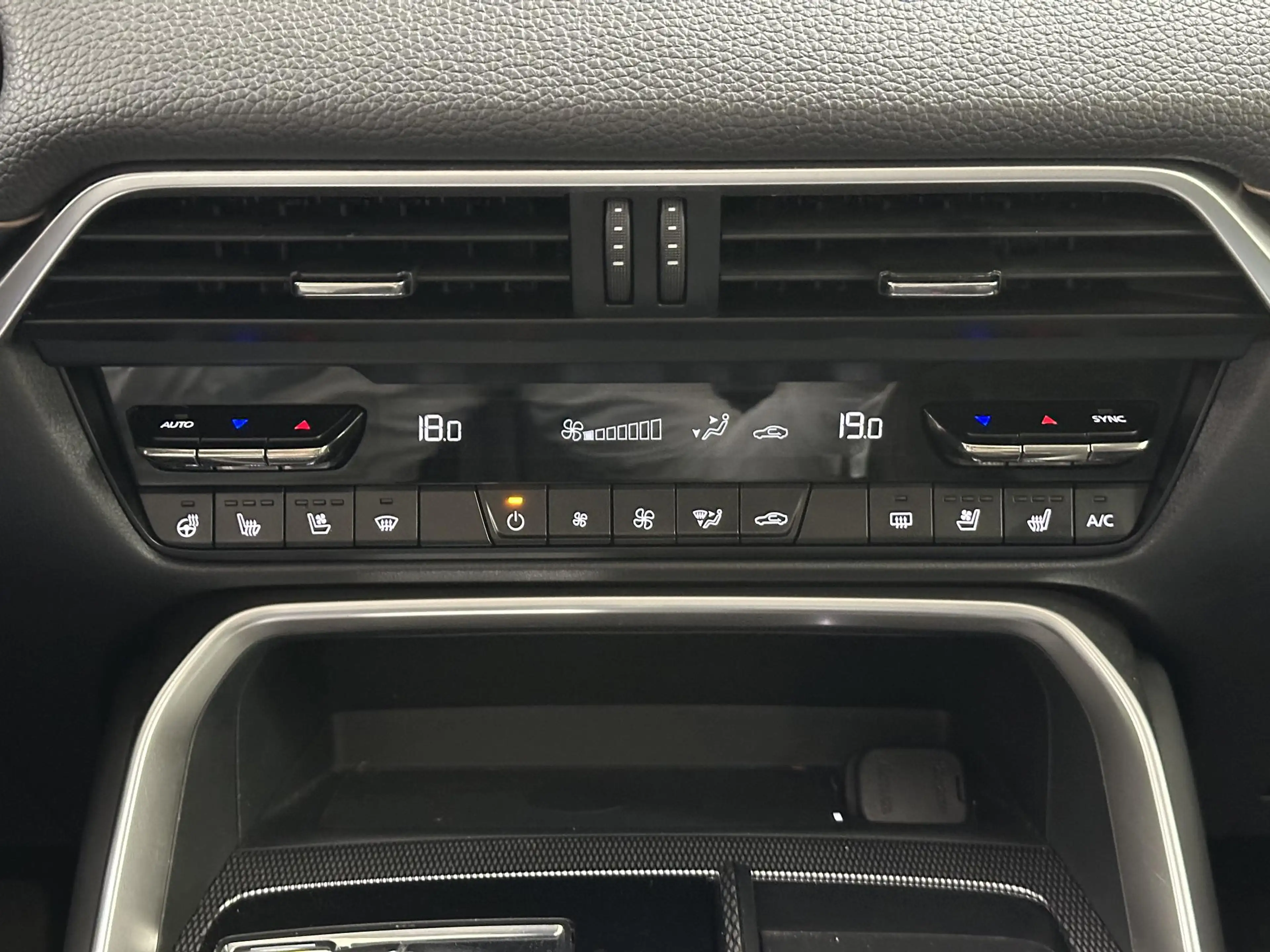 Mazda CX-60 2.5 e-SkyActiv PHEV Takumi ELEKT. WEGKLAPBARE TREK — photo 14