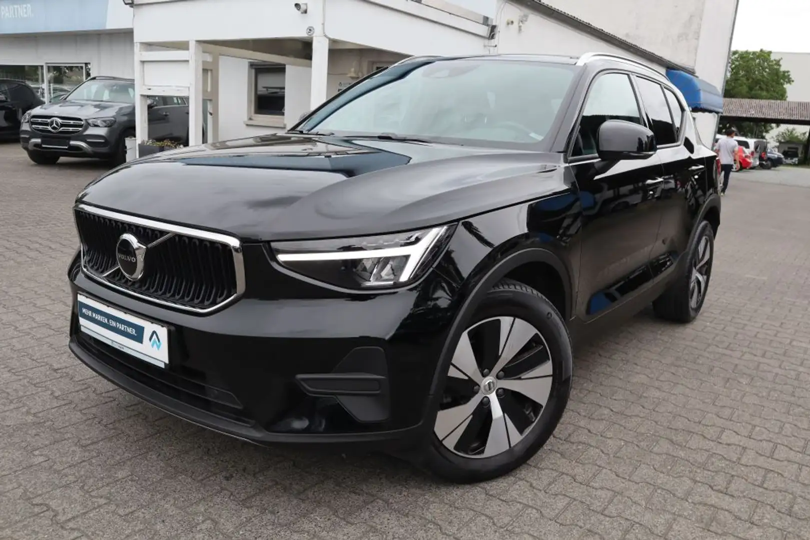 Volvo XC40 XC40 T2 Core|NAVIGATION|R-CAM|SHZG|PDC| - 1